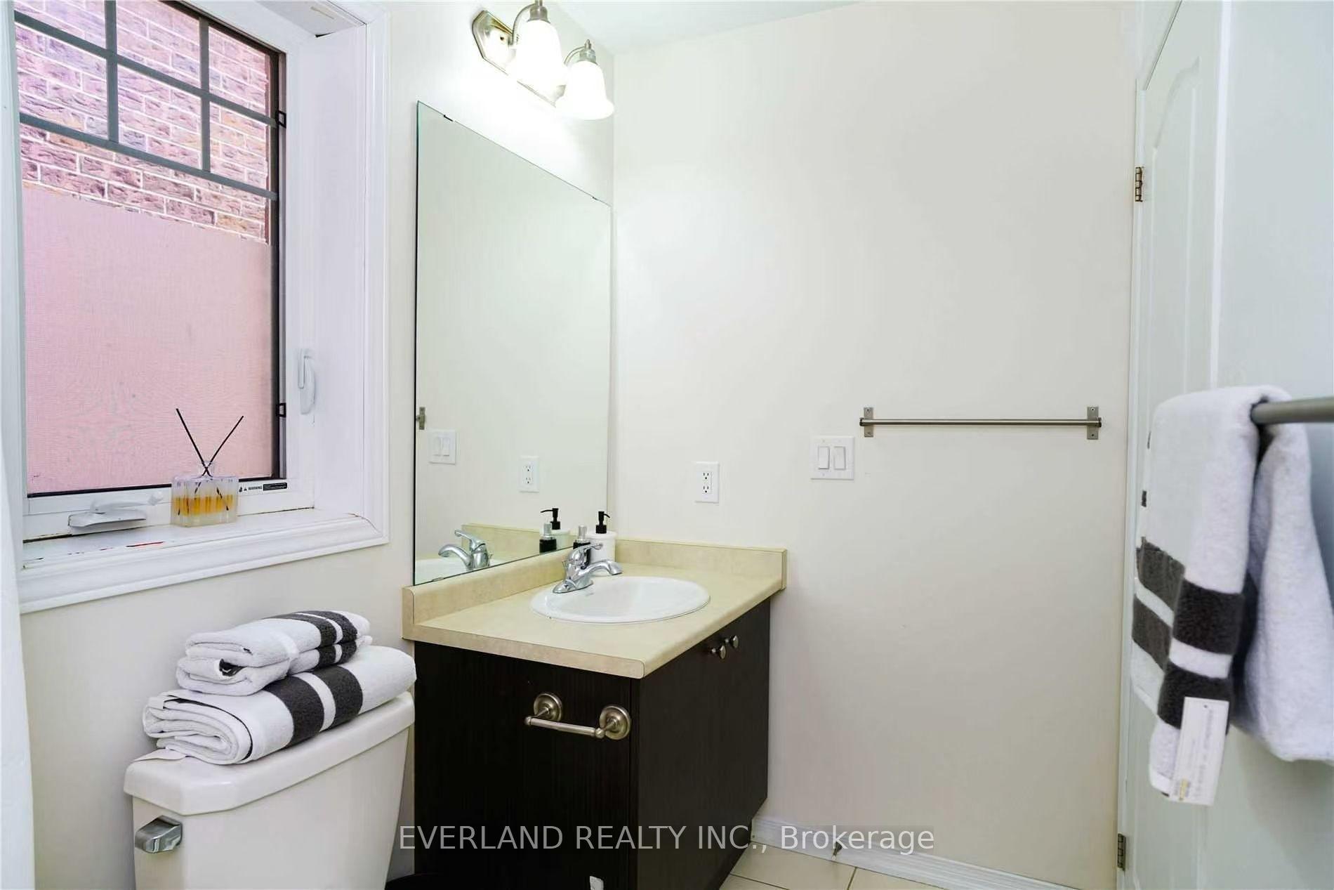 Photo 20 of 5267 Major Mackenzie Drive E, Markham, Berczy — HOMEH