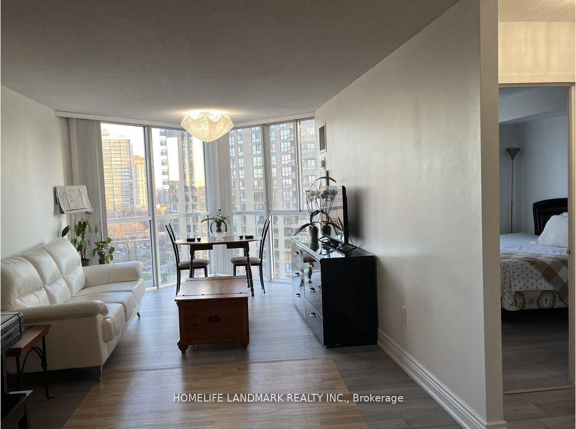 Photo 5 of Unit 1003, 5 Concorde Place, North York, Banbury-Don Mills — HOMEH