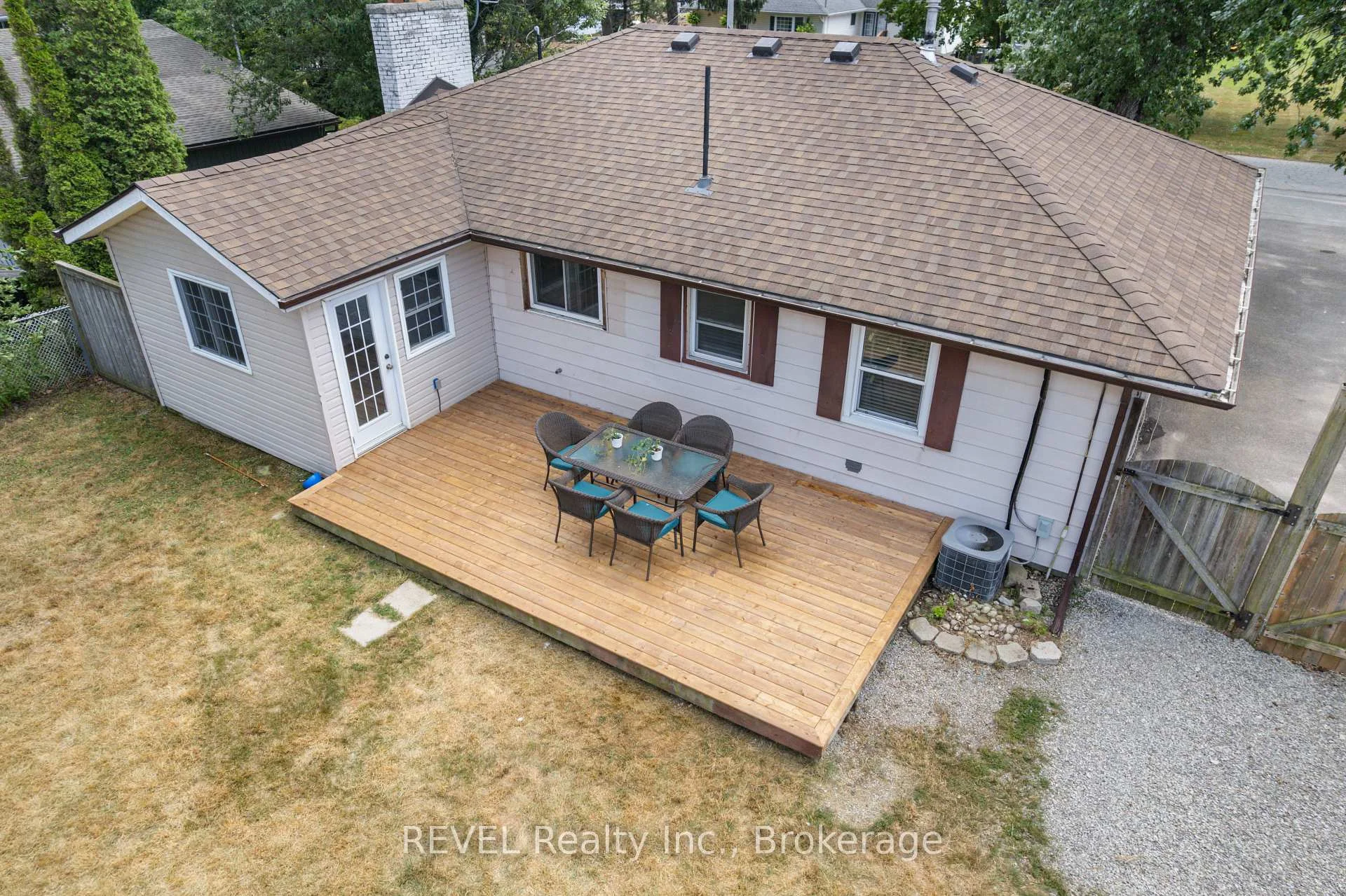 Photo 38 of 2906 June Road, Port Colborne, Sherkston — HOMEH