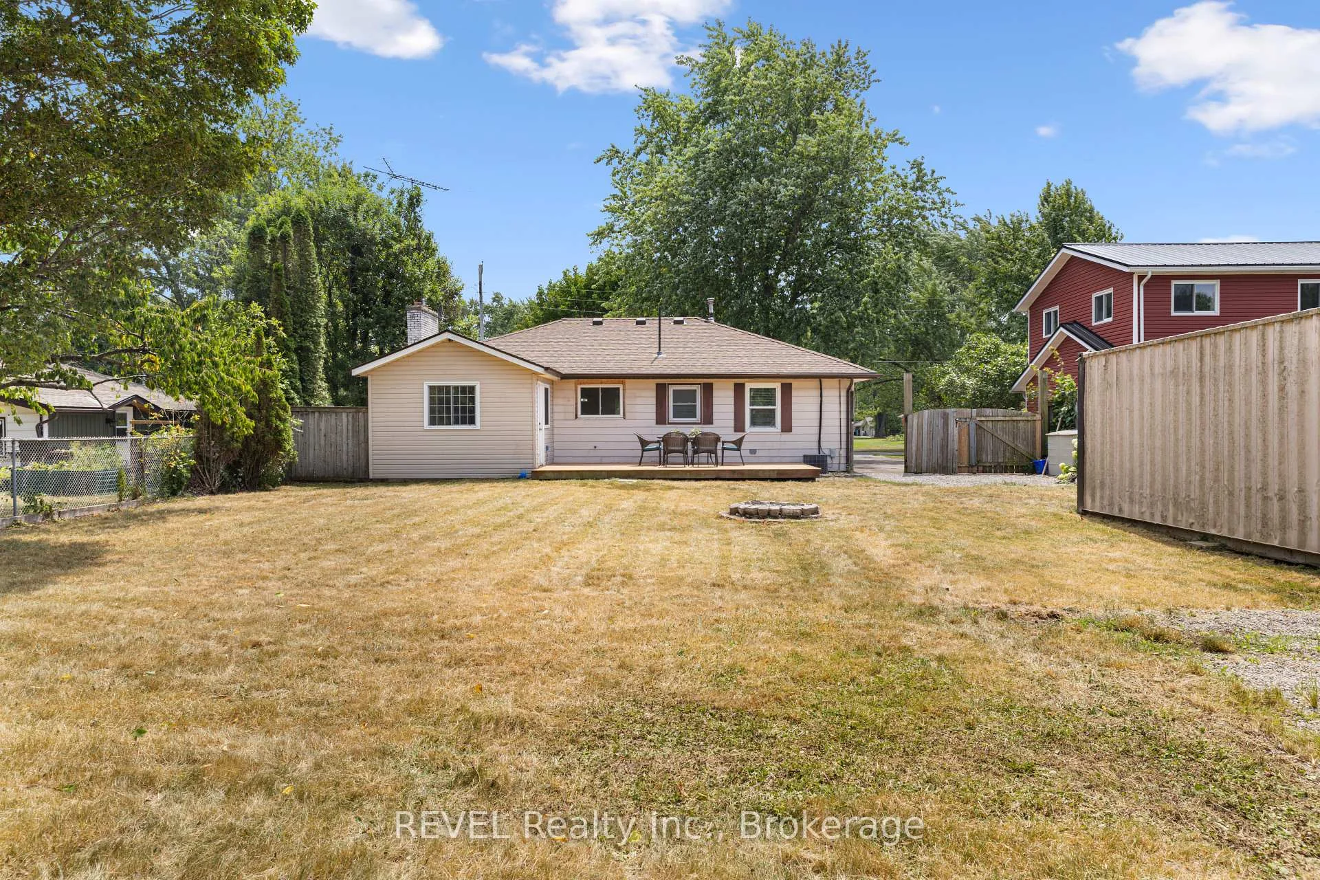Photo 44 of 2906 June Road, Port Colborne, Sherkston — HOMEH