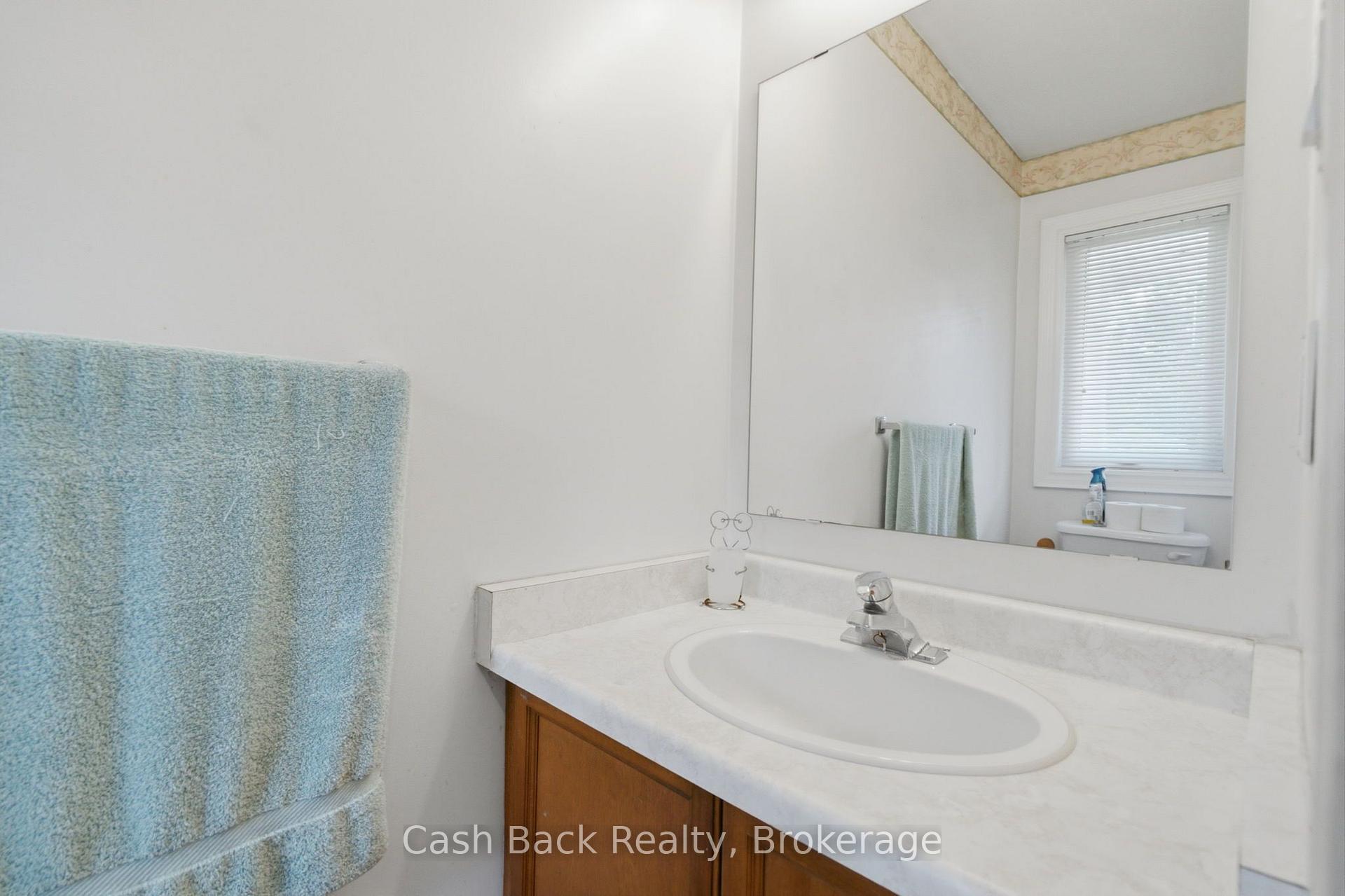 Photo 24 of 147 Kirby Crescent, Whitby, Blue Grass Meadows — HOMEH
