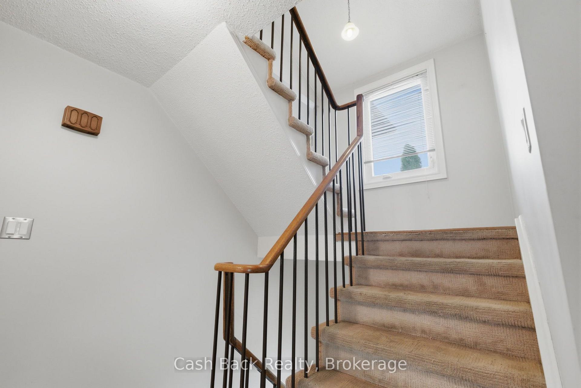Photo 25 of 147 Kirby Crescent, Whitby, Blue Grass Meadows — HOMEH
