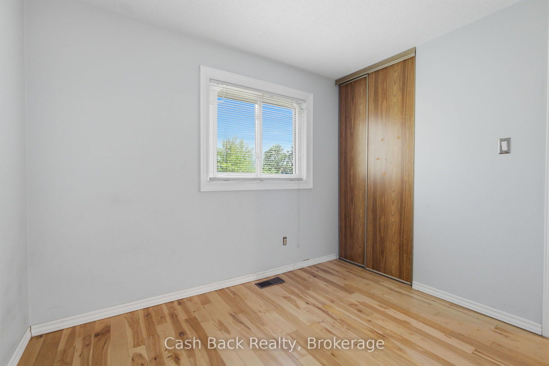 Photo 36 of 147 Kirby Crescent, Whitby, Blue Grass Meadows — HOMEH