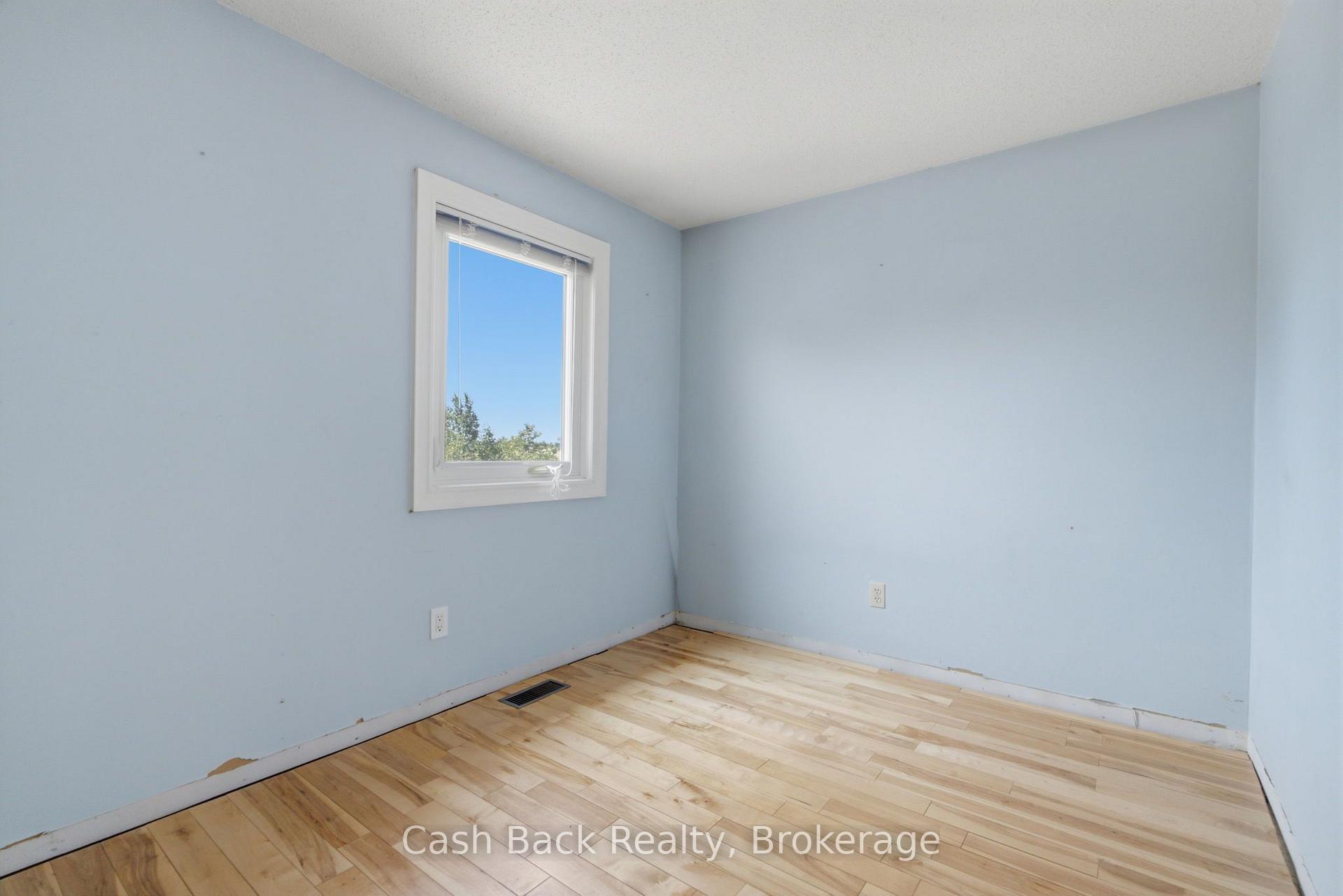 Photo 37 of 147 Kirby Crescent, Whitby, Blue Grass Meadows — HOMEH