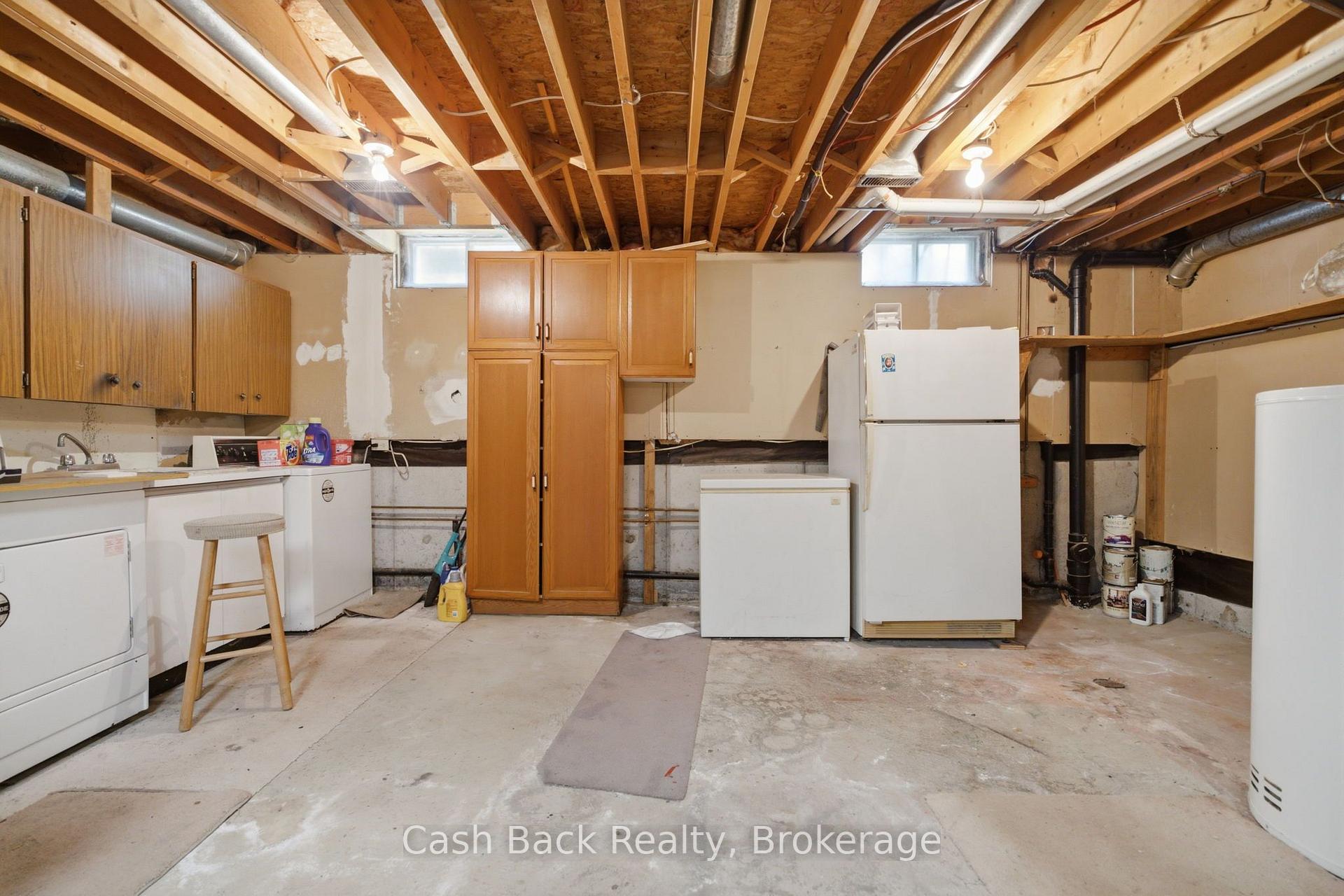 Photo 43 of 147 Kirby Crescent, Whitby, Blue Grass Meadows — HOMEH