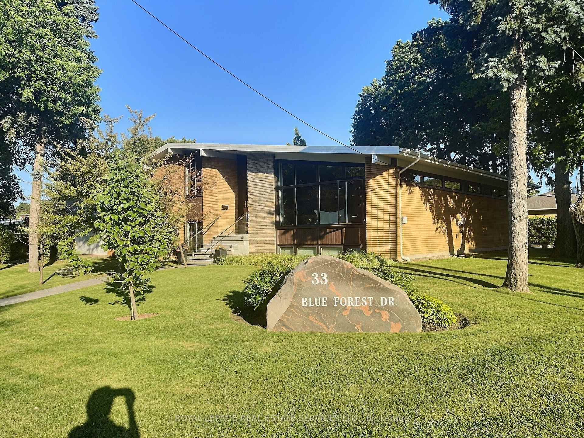 Front of 33 Blue Forest Drive