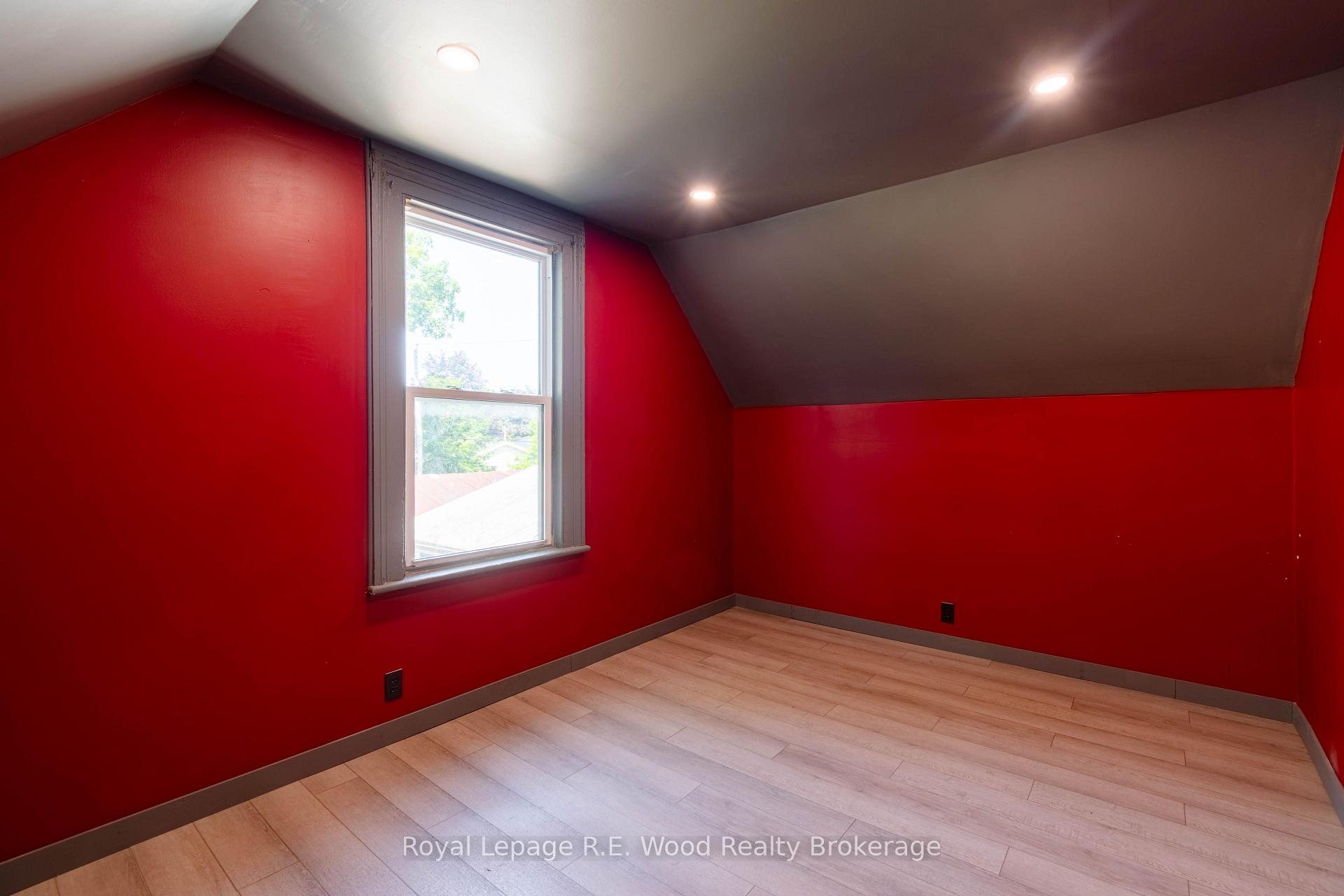 Photo 25 of 311 Talbot Street E, Aylmer — HOMEH