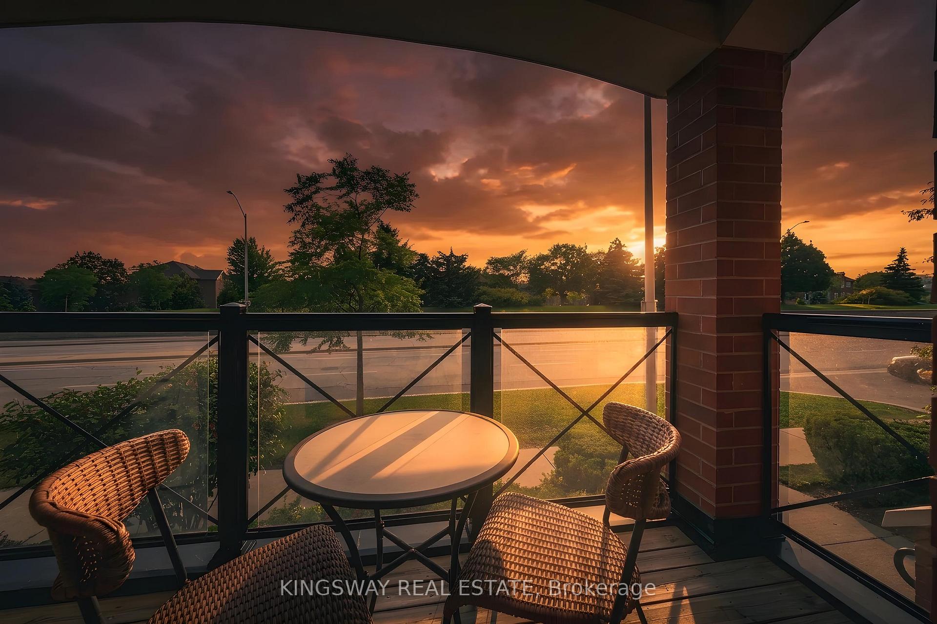Photo 15 of Unit 6, 2557 Sixth Line W, Oakville, River Oaks — HOMEH