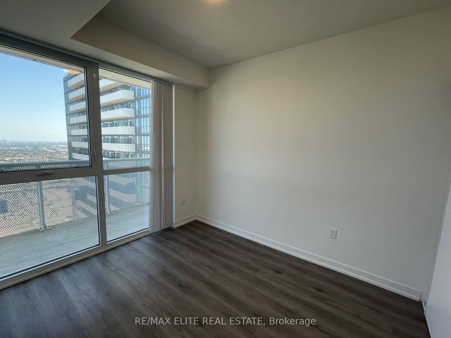 Photo 8 of Unit 4505, 225 Commerce Street, Vaughan, Vaughan Corporate Centre — HOMEH
