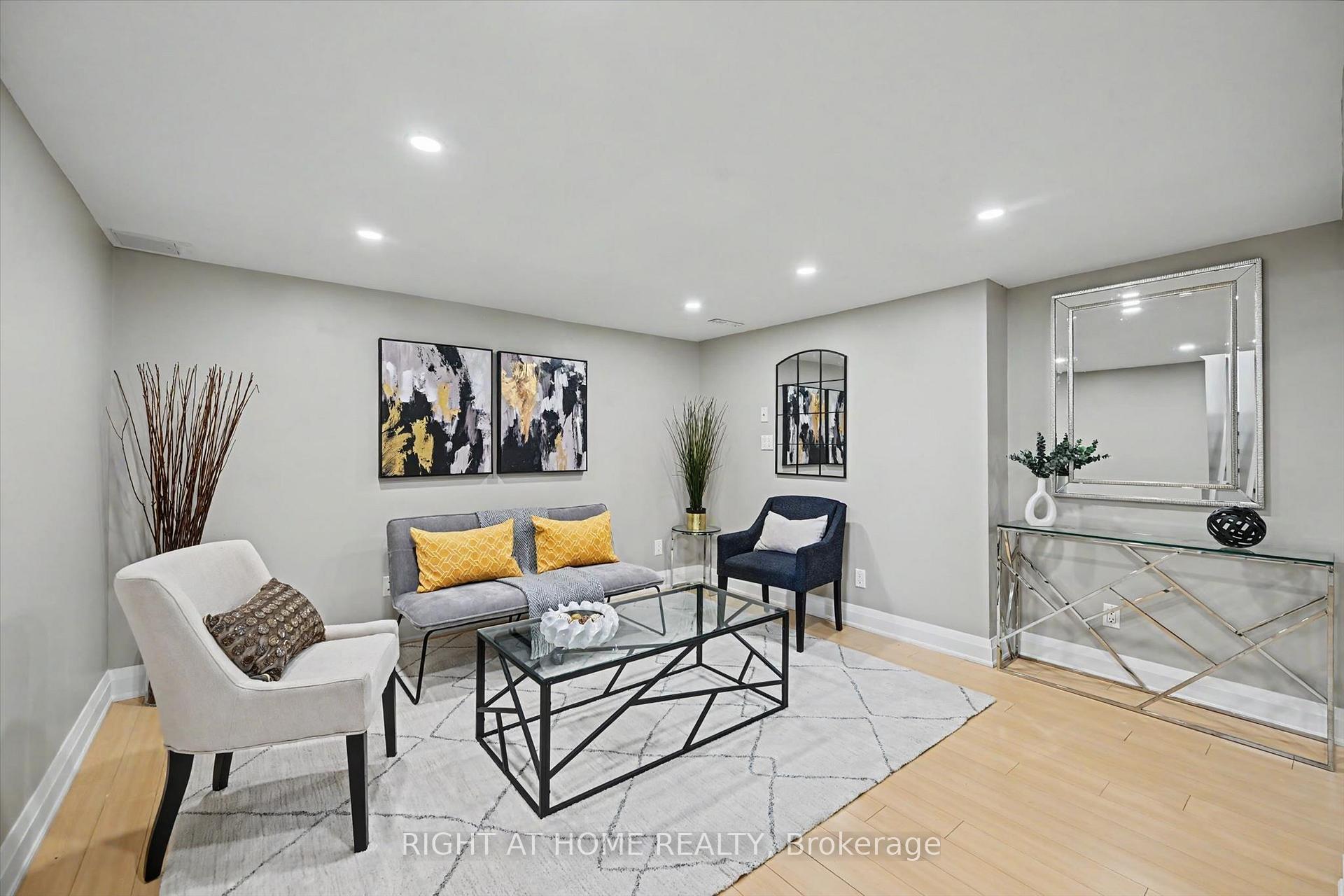 Photo 26 of 461 Withnell Crescent, Oakville, West — HOMEH