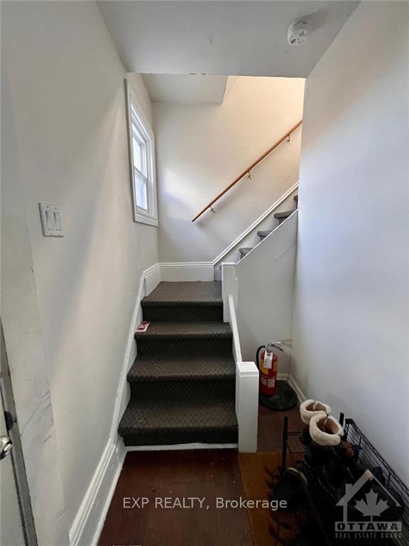Photo 2 of Unit 2, 502 Richardson Avenue, Ottawa, Woodroffe — HOMEH