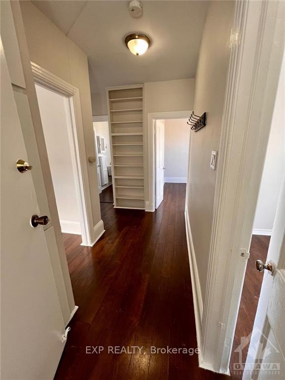 Photo 4 of Unit 2, 502 Richardson Avenue, Ottawa, Woodroffe — HOMEH
