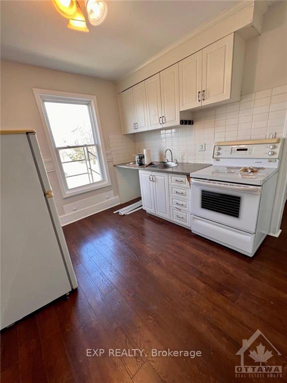 Photo 9 of Unit 2, 502 Richardson Avenue, Ottawa, Woodroffe — HOMEH
