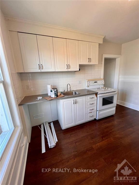 Photo 10 of Unit 2, 502 Richardson Avenue, Ottawa, Woodroffe — HOMEH