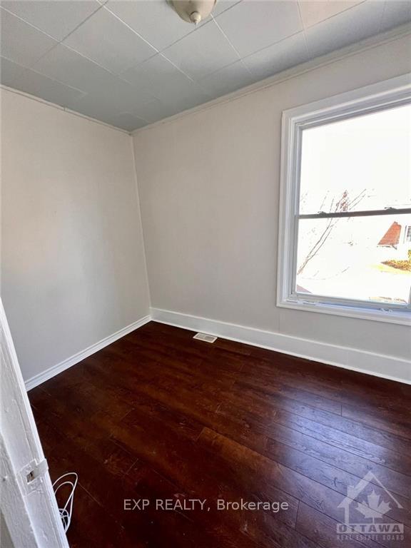 Photo 15 of Unit 2, 502 Richardson Avenue, Ottawa, Woodroffe — HOMEH