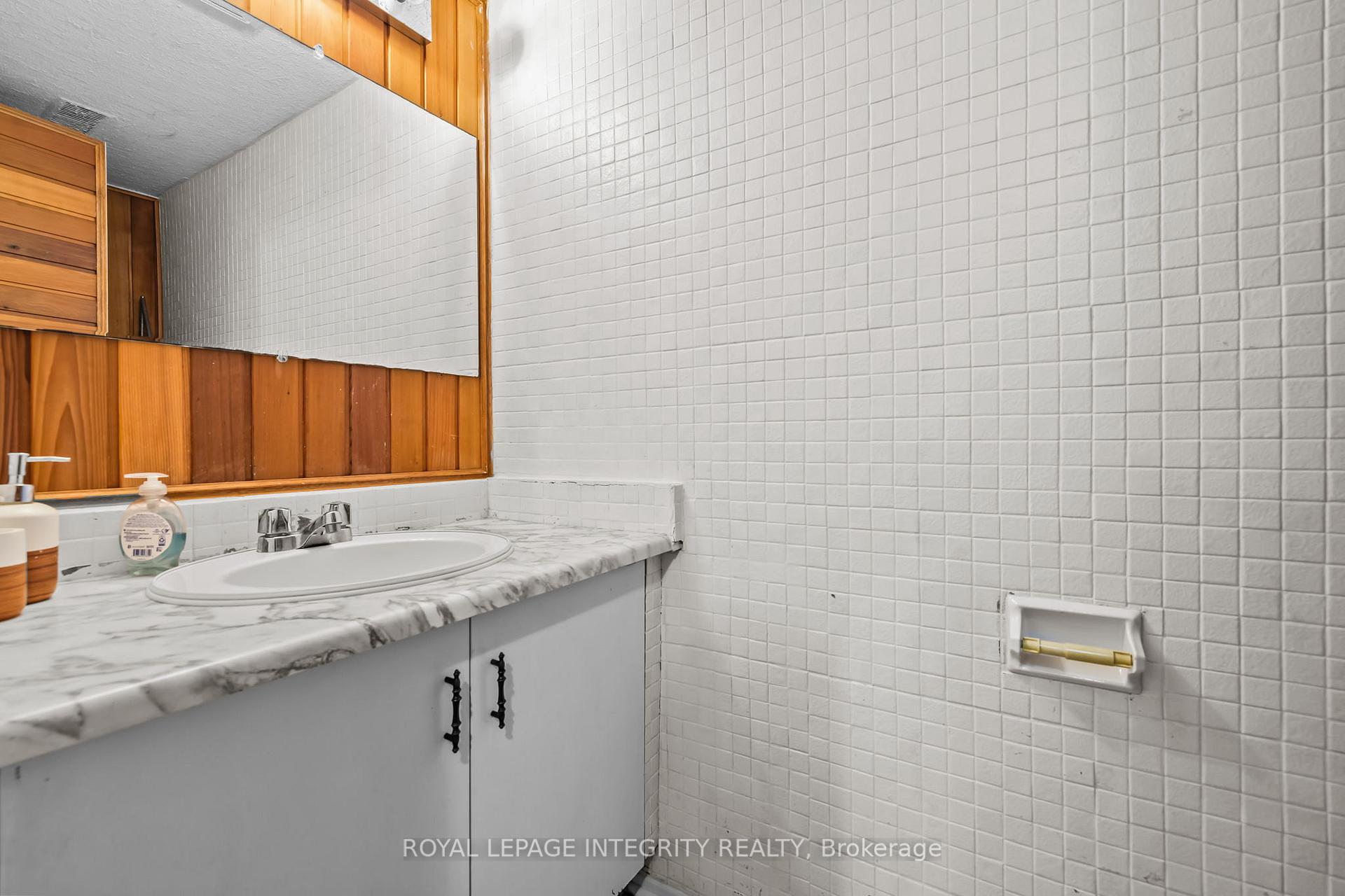 Photo 22 of 3565 Aladdin Lane, Ottawa, Blossom Park/Kemp Park/Findlay Creek — HOMEH
