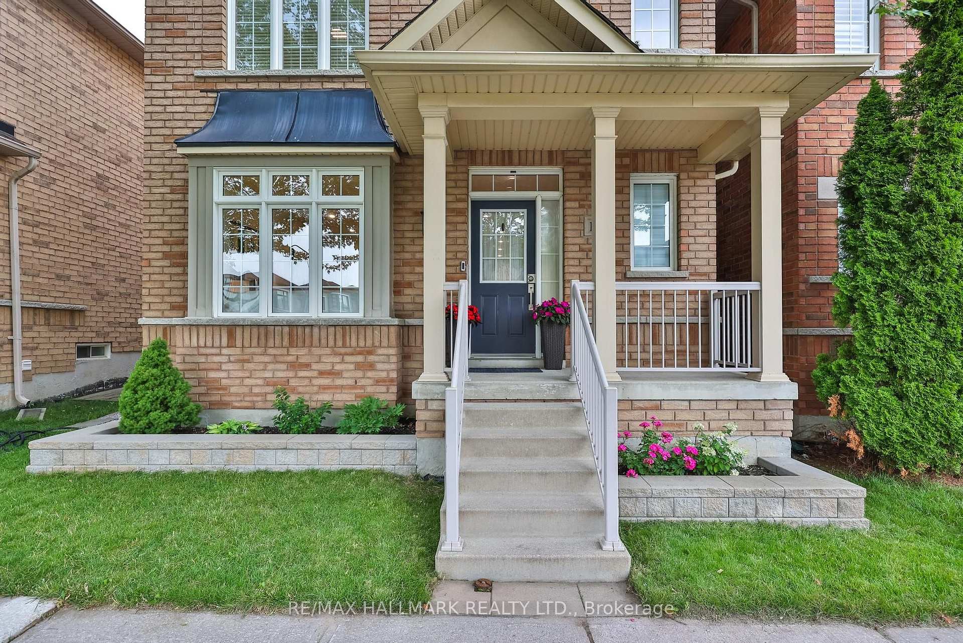 Photo 3 of 120 Albert Lewis Street, Markham, Cornell — HOMEH