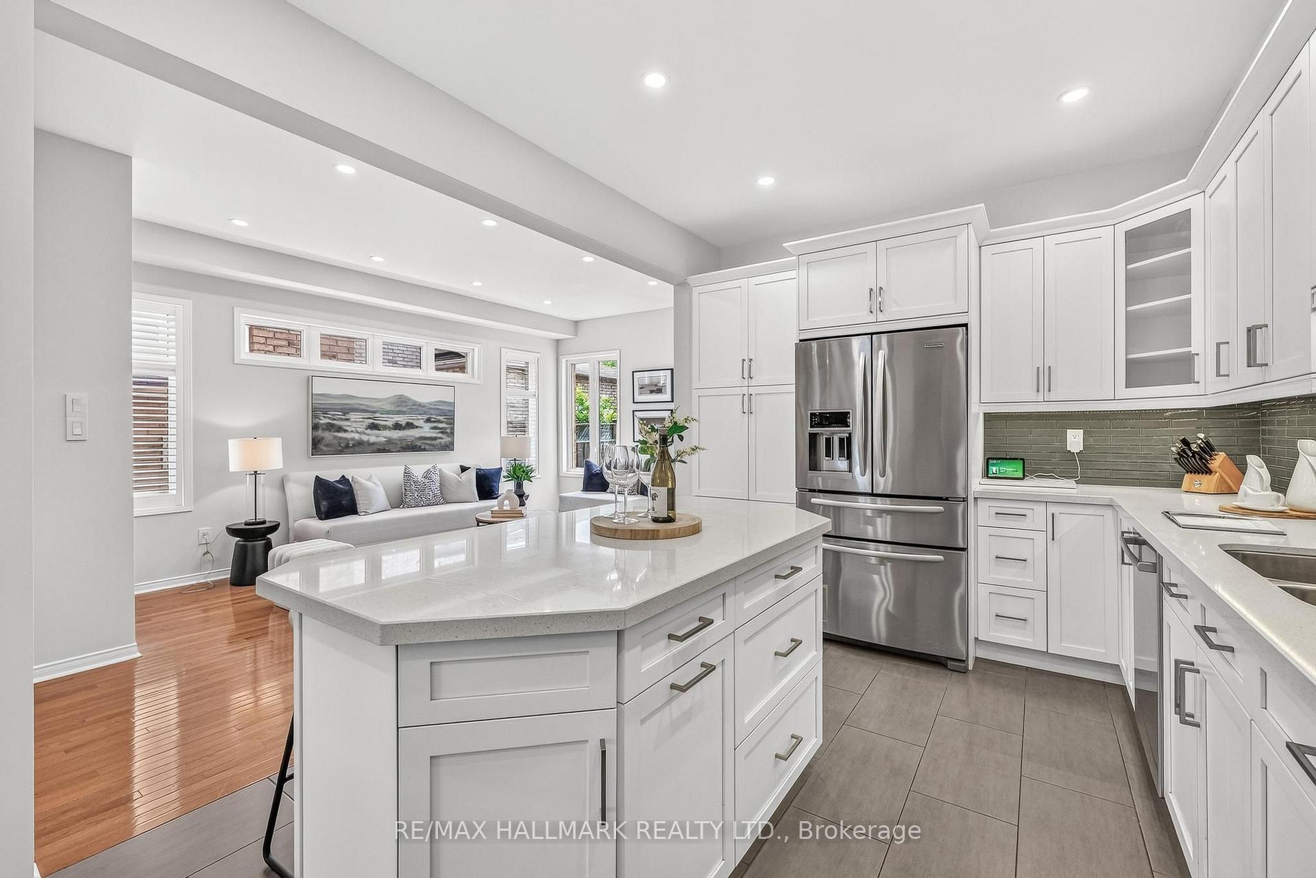 Photo 18 of 120 Albert Lewis Street, Markham, Cornell — HOMEH