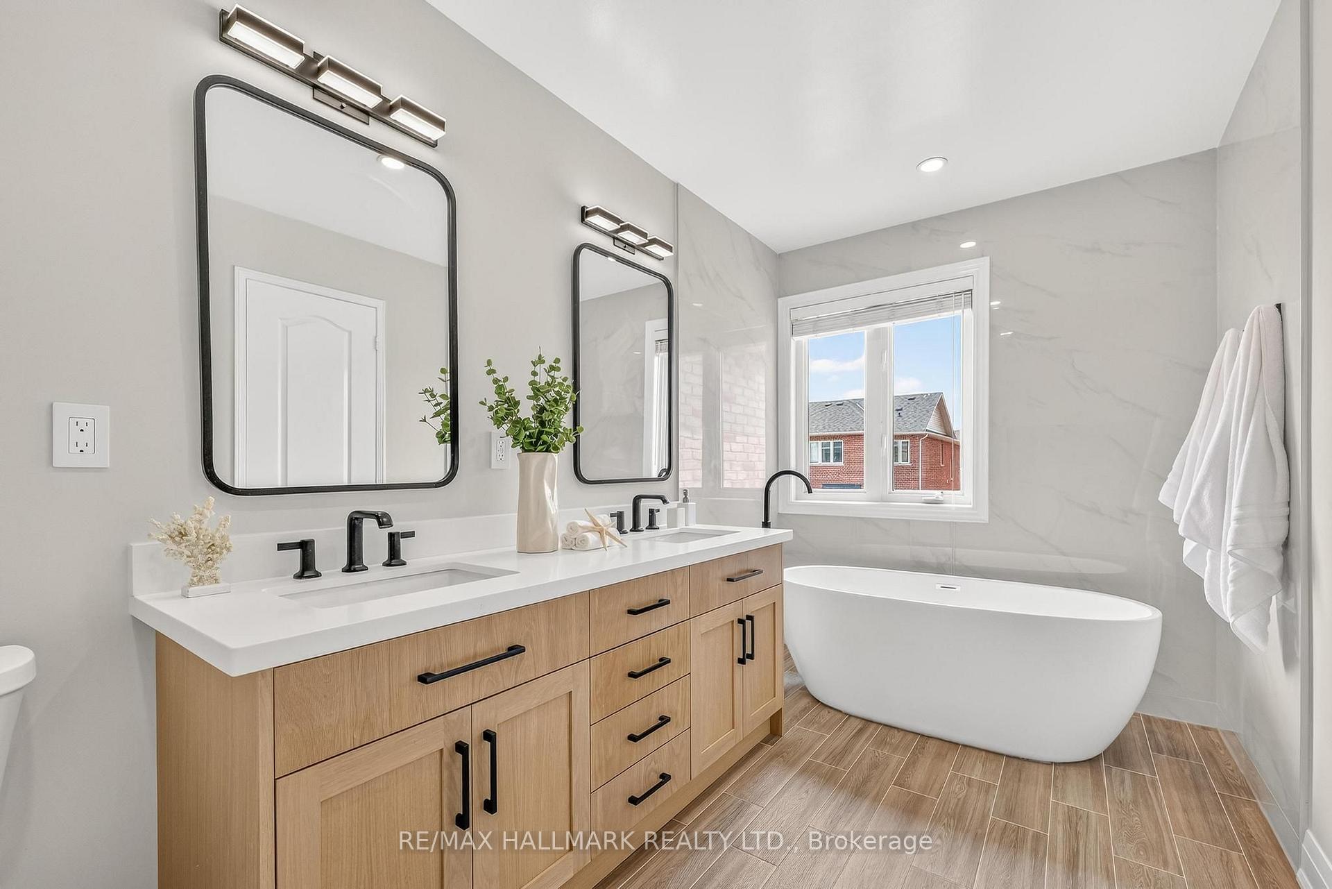 Photo 30 of 120 Albert Lewis Street, Markham, Cornell — HOMEH