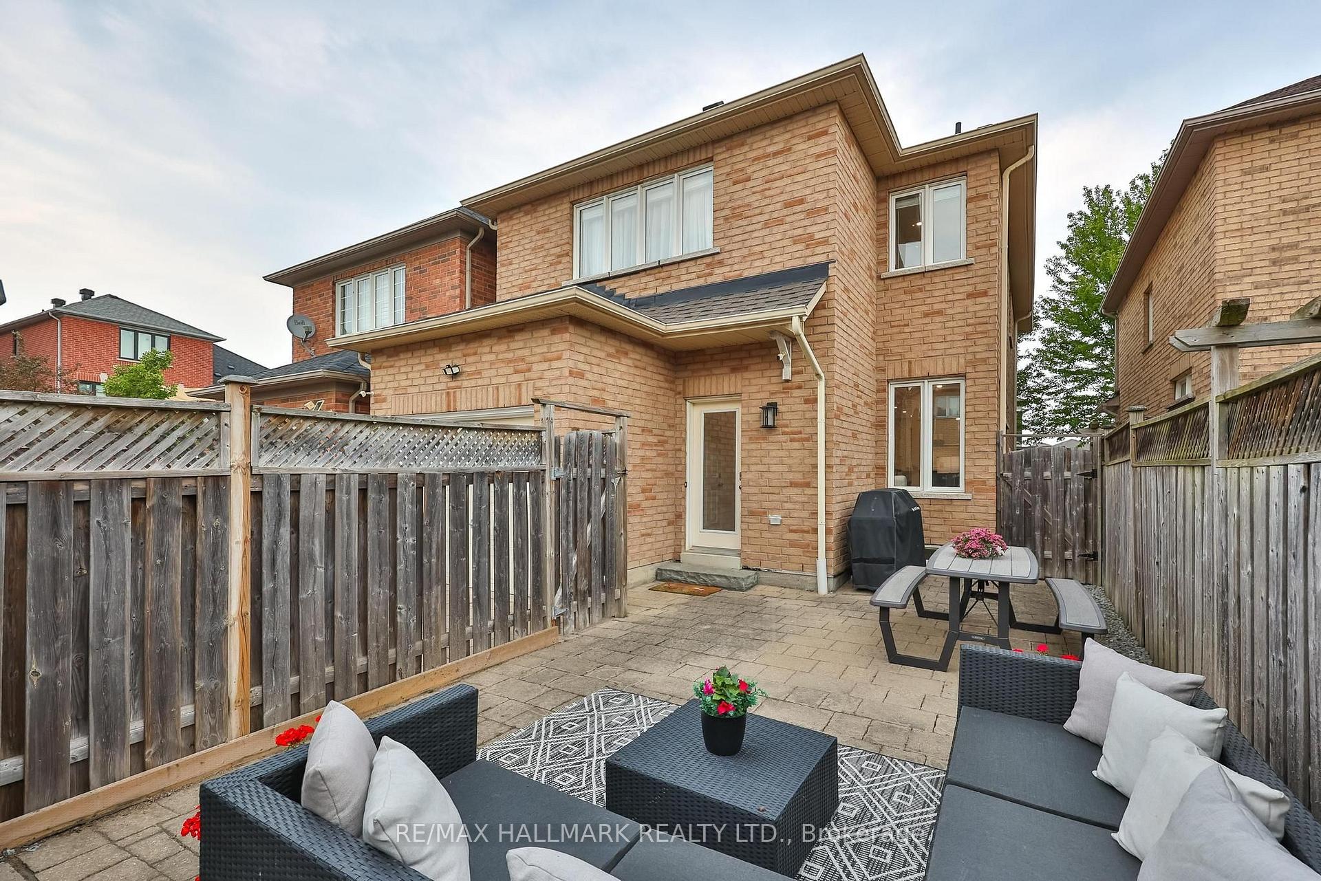 Photo 48 of 120 Albert Lewis Street, Markham, Cornell — HOMEH