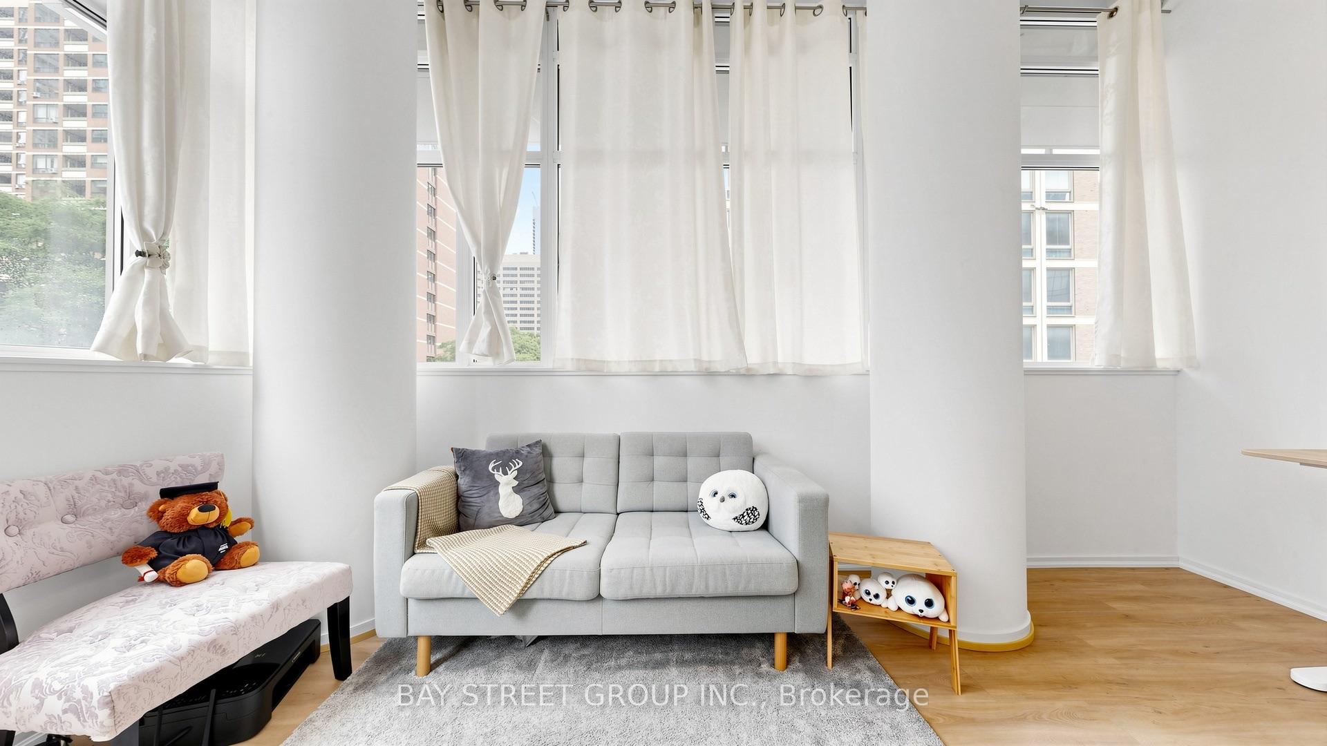 Photo 3 of Unit 311, 75 St Nicholas Street, Toronto, Bay Street Corridor — HOMEH