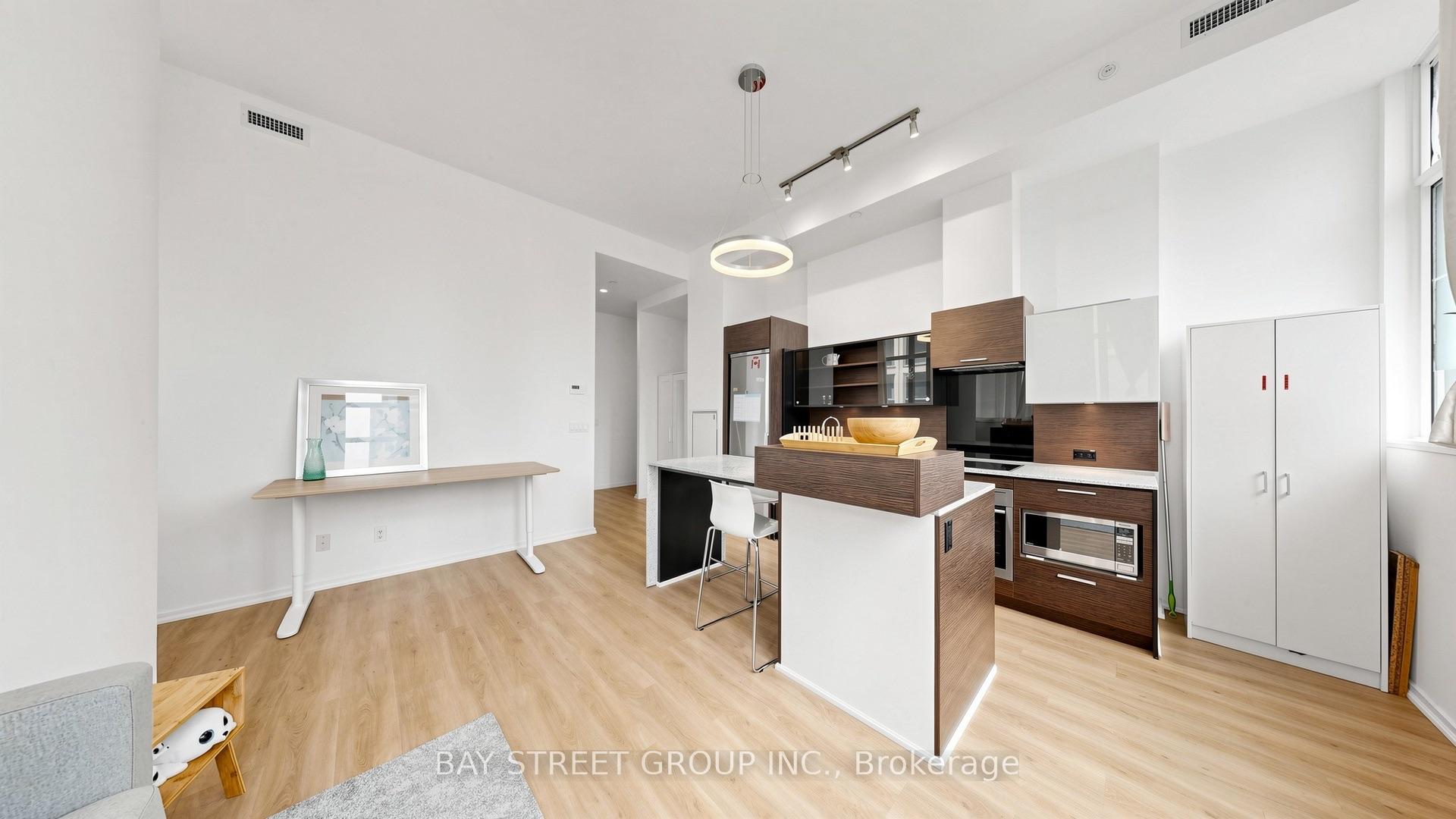Photo 10 of Unit 311, 75 St Nicholas Street, Toronto, Bay Street Corridor — HOMEH