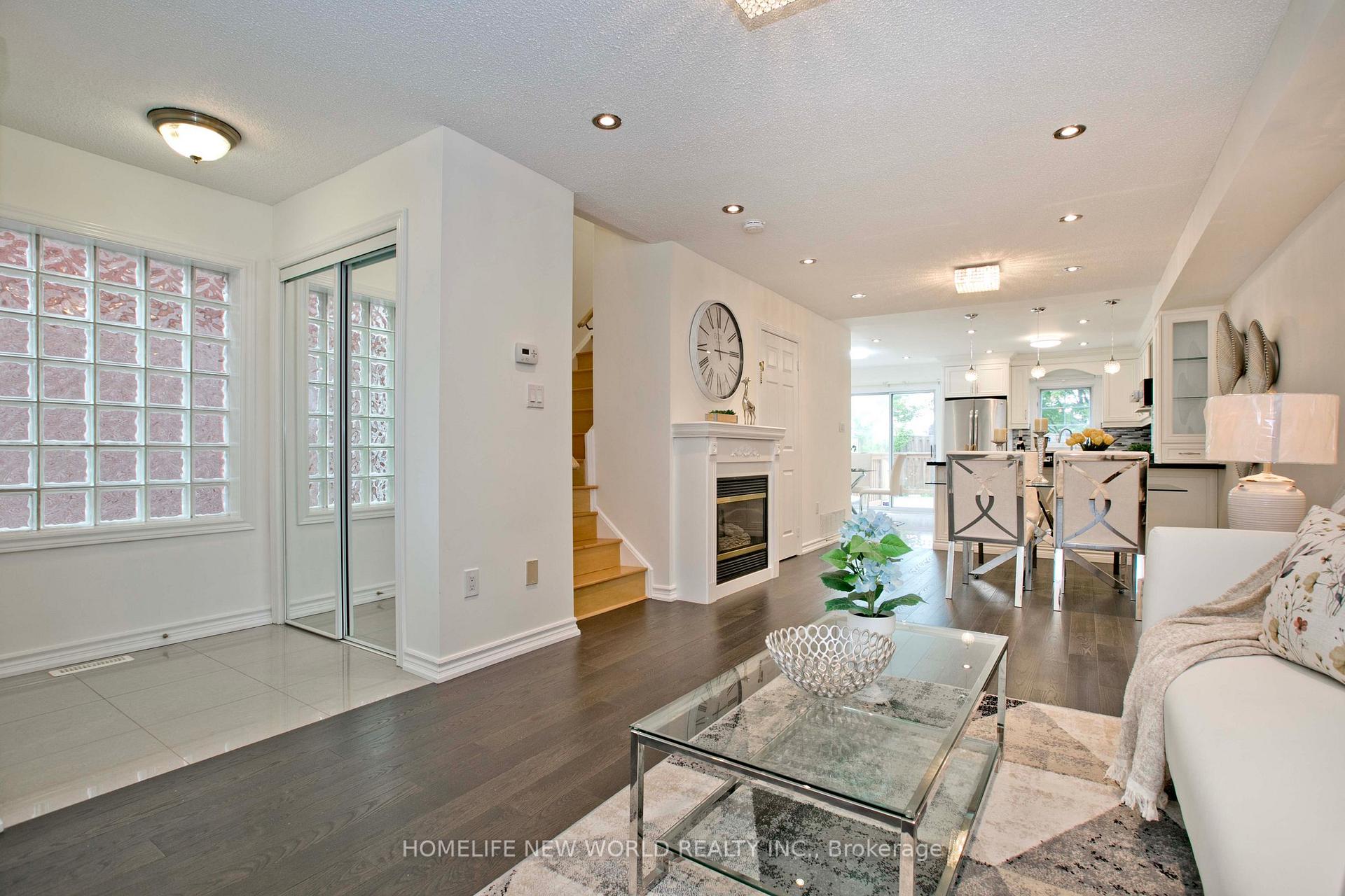 Photo 4 of 86 Amarillo Avenue, Markham, Milliken Mills West — HOMEH
