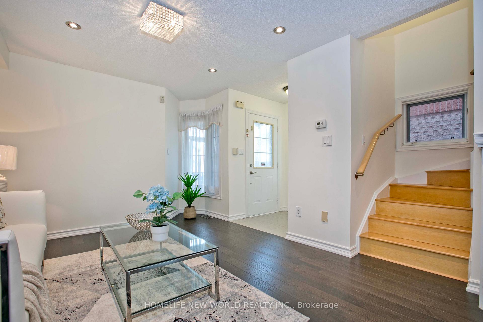 Photo 9 of 86 Amarillo Avenue, Markham, Milliken Mills West — HOMEH