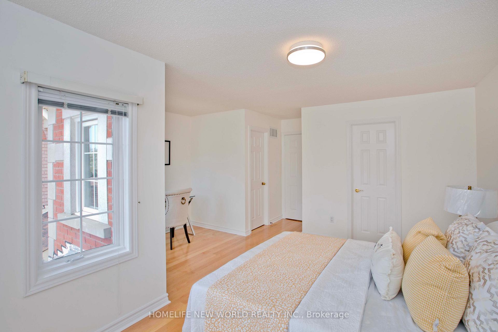 Photo 20 of 86 Amarillo Avenue, Markham, Milliken Mills West — HOMEH