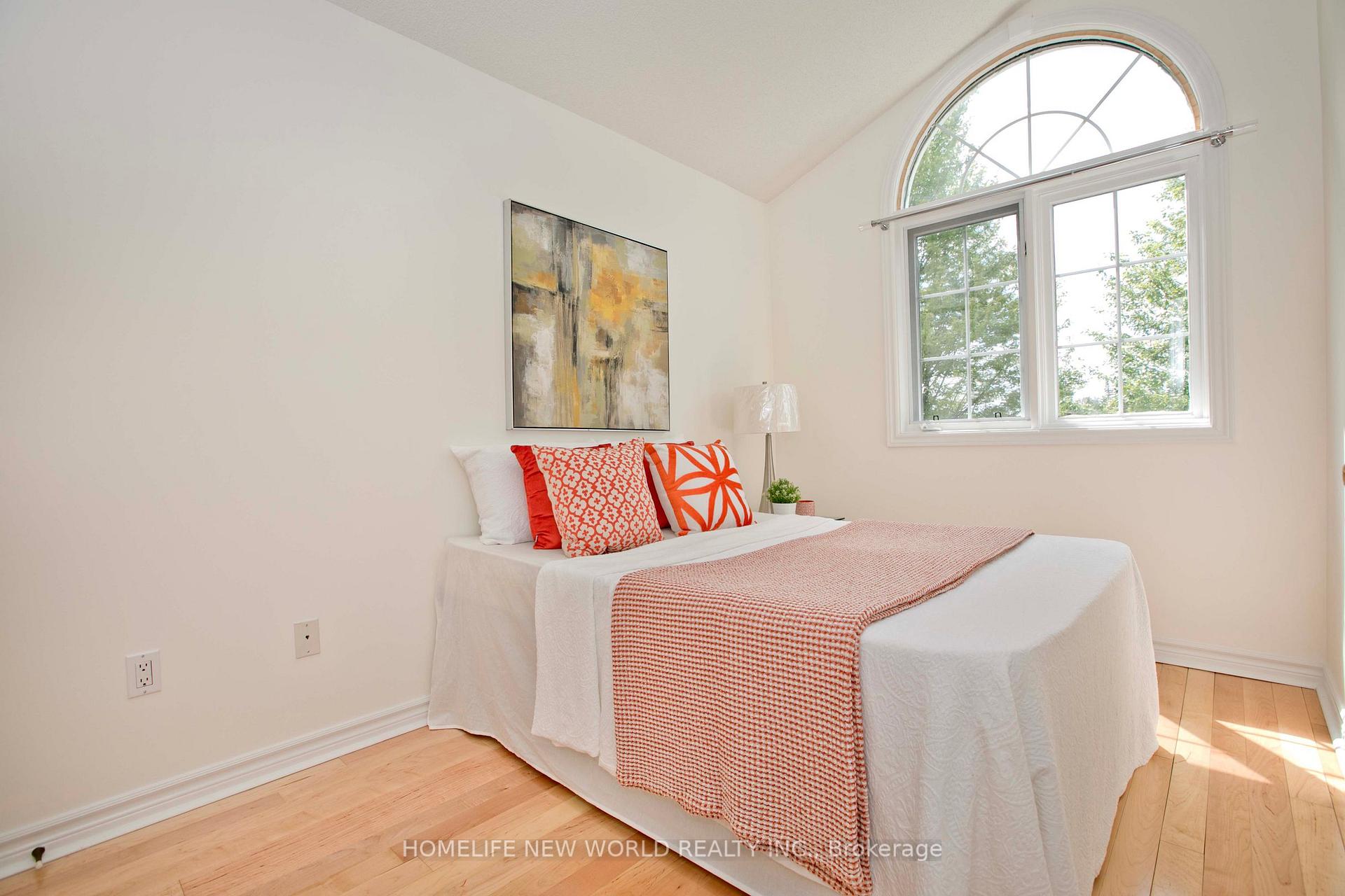Photo 23 of 86 Amarillo Avenue, Markham, Milliken Mills West — HOMEH