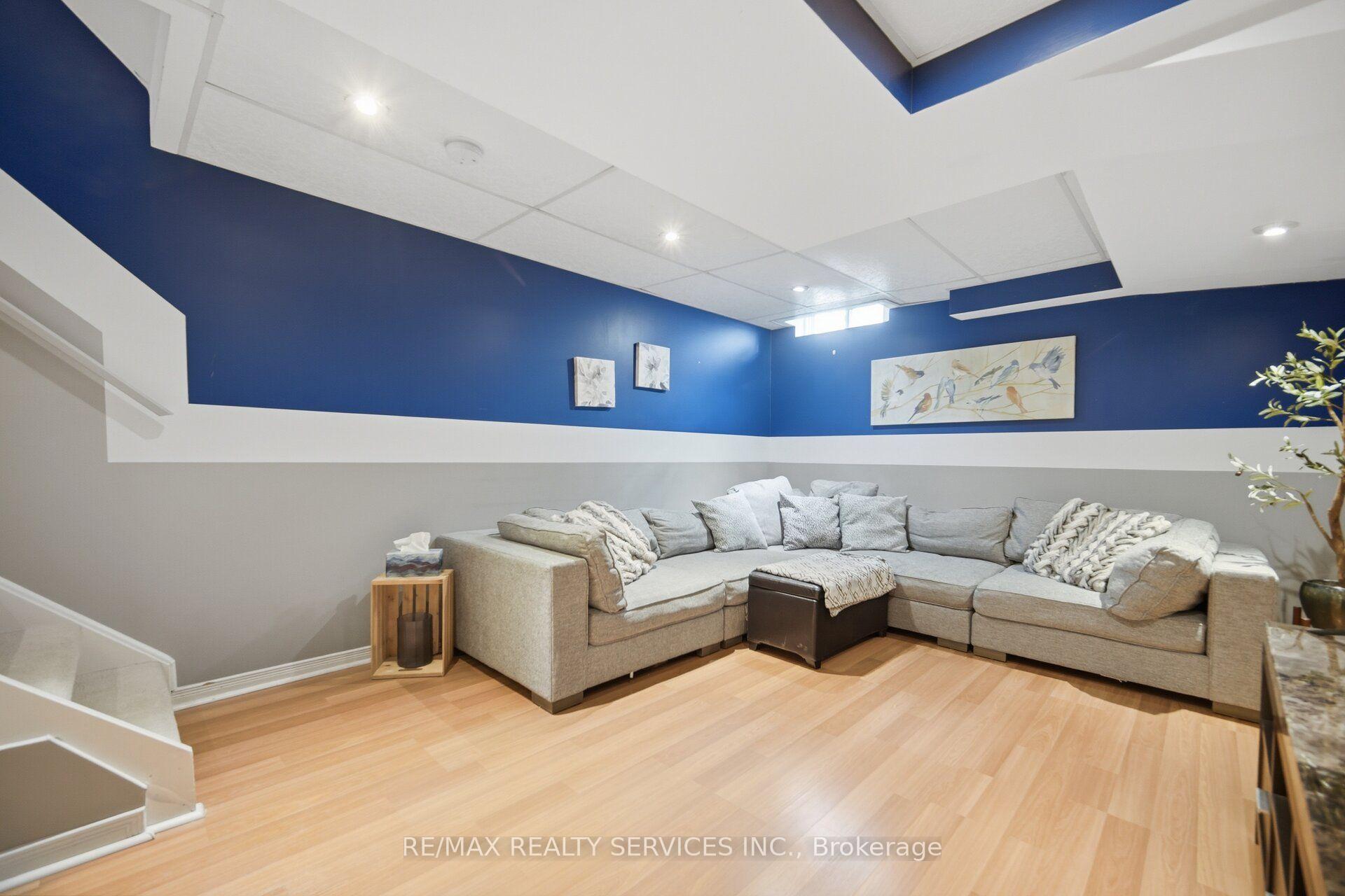 Photo 39 of 6 Harding Street, Halton Hills, Georgetown — HOMEH
