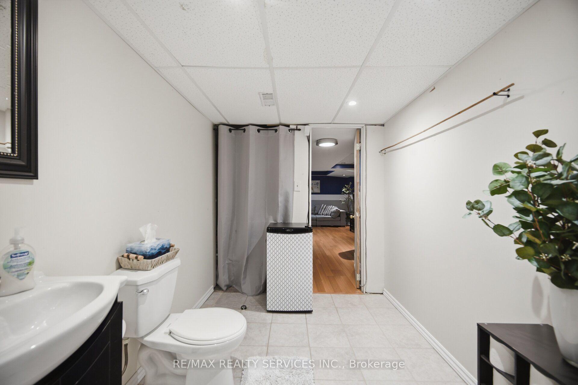 Photo 42 of 6 Harding Street, Halton Hills, Georgetown — HOMEH