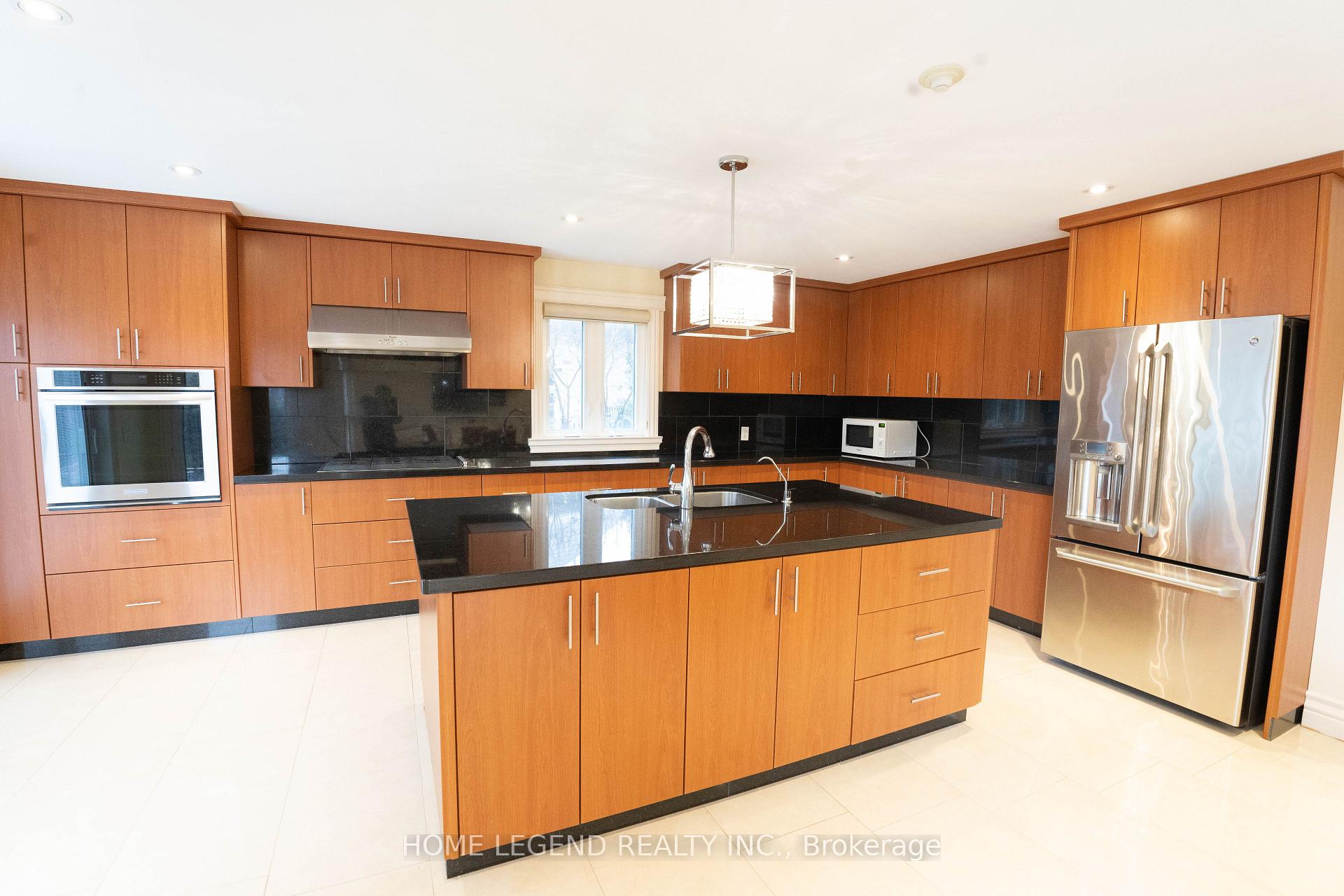 Photo 5 of 183 Mcclure Drive, King, King City — HOMEH