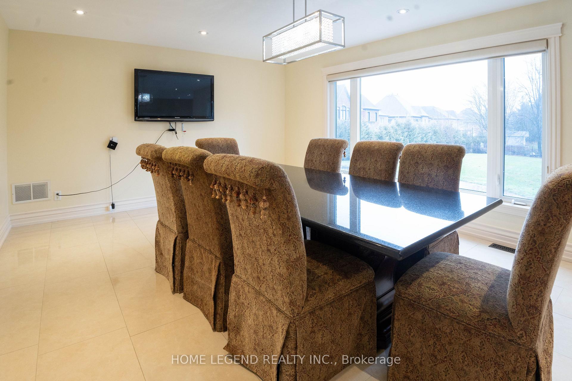 Photo 7 of 183 Mcclure Drive, King, King City — HOMEH