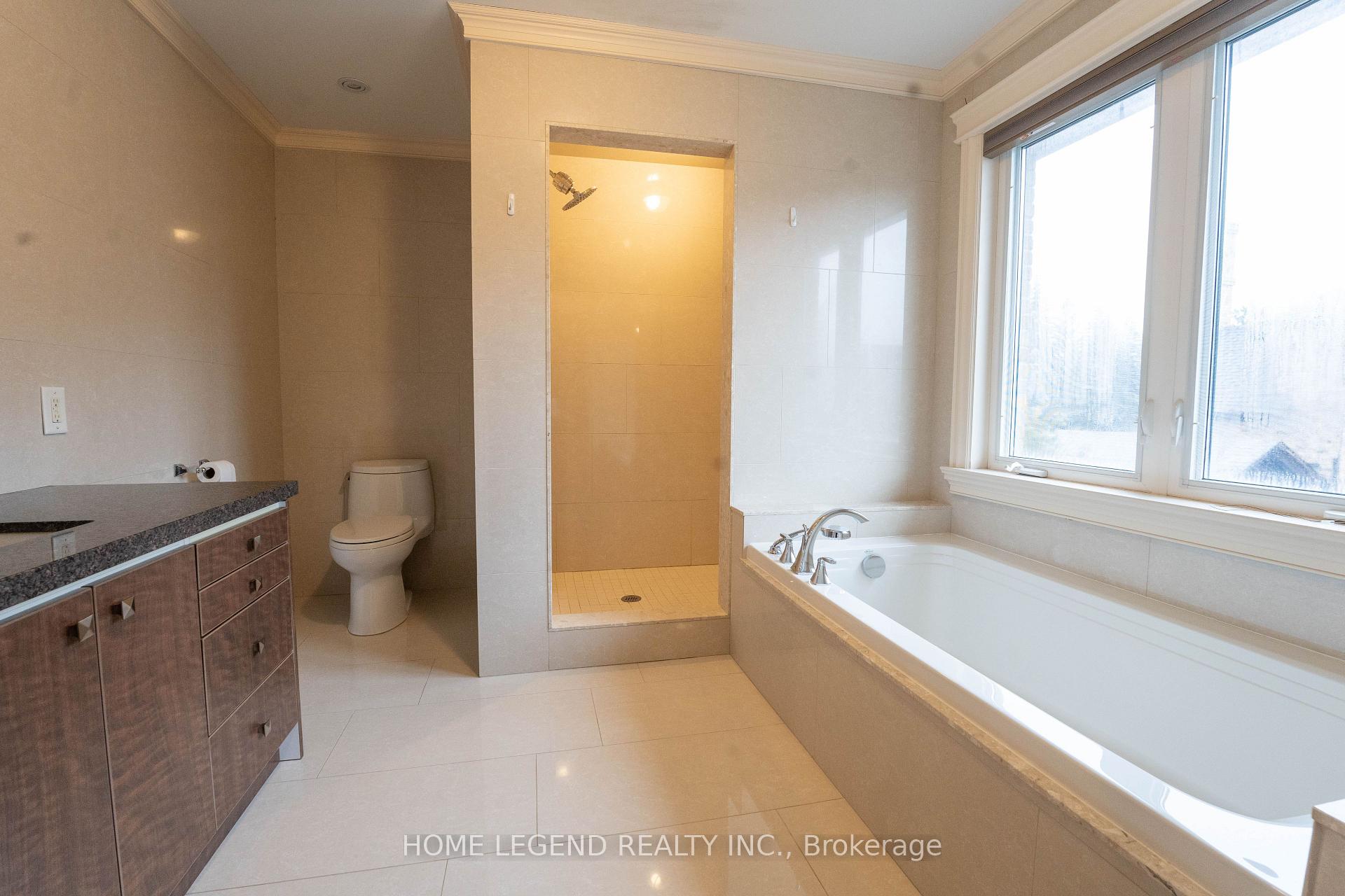 Photo 11 of 183 Mcclure Drive, King, King City — HOMEH