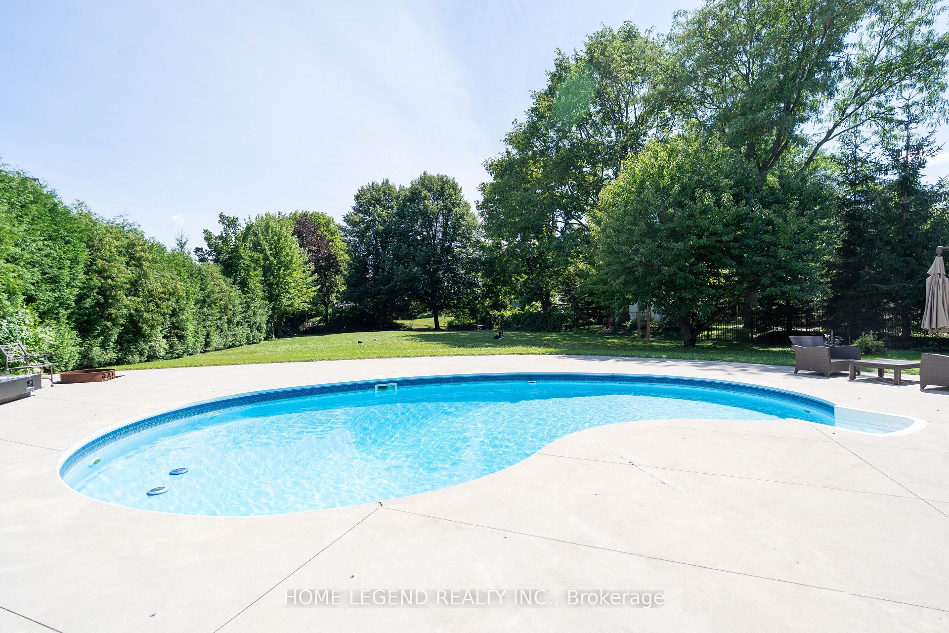 Photo 22 of 183 Mcclure Drive, King, King City — HOMEH