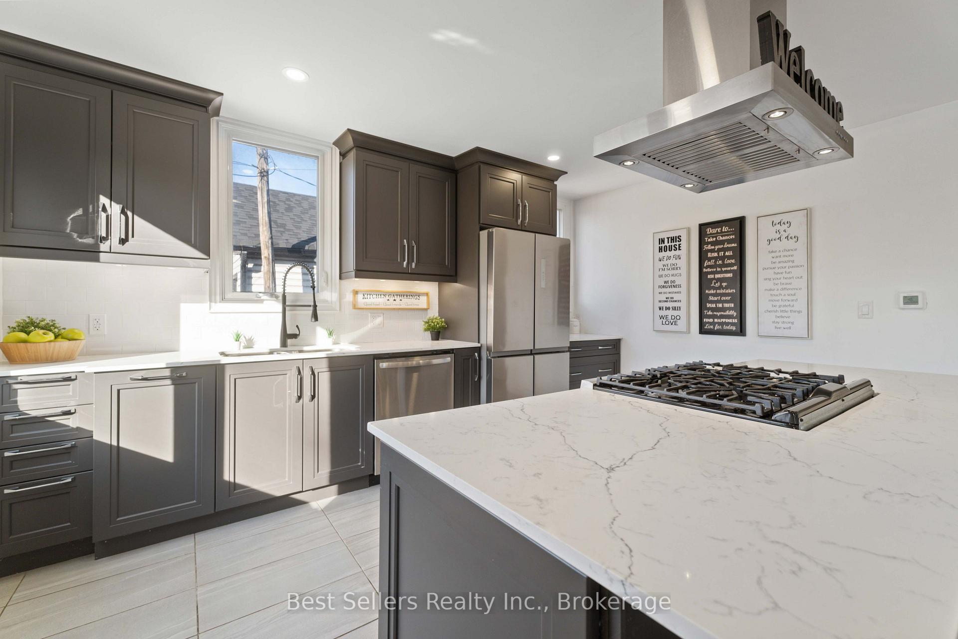 Photo 5 of 599 Beach Boulevard, Hamilton, Hamilton Beach — HOMEH