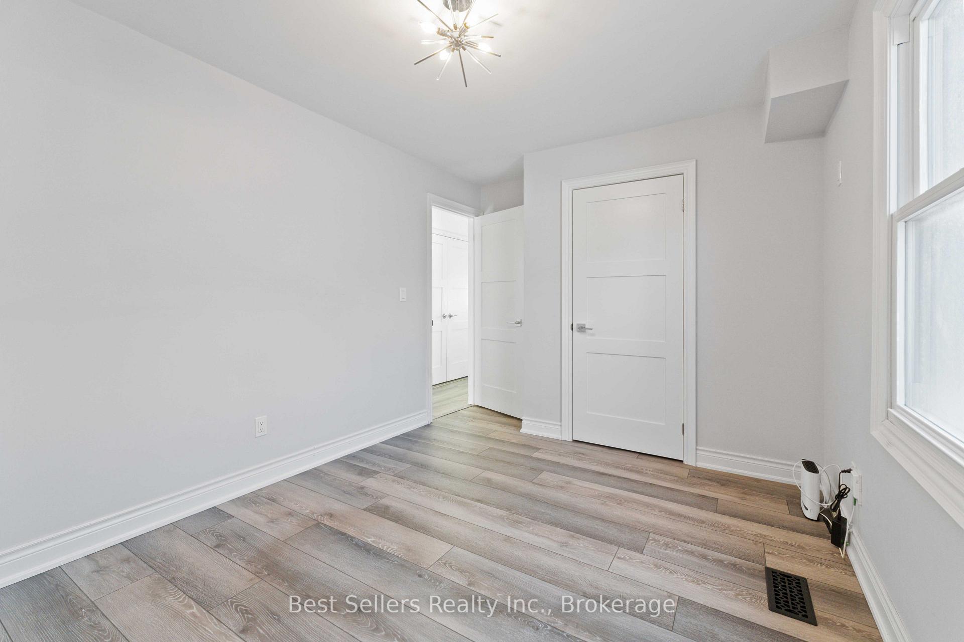 Photo 12 of 599 Beach Boulevard, Hamilton, Hamilton Beach — HOMEH