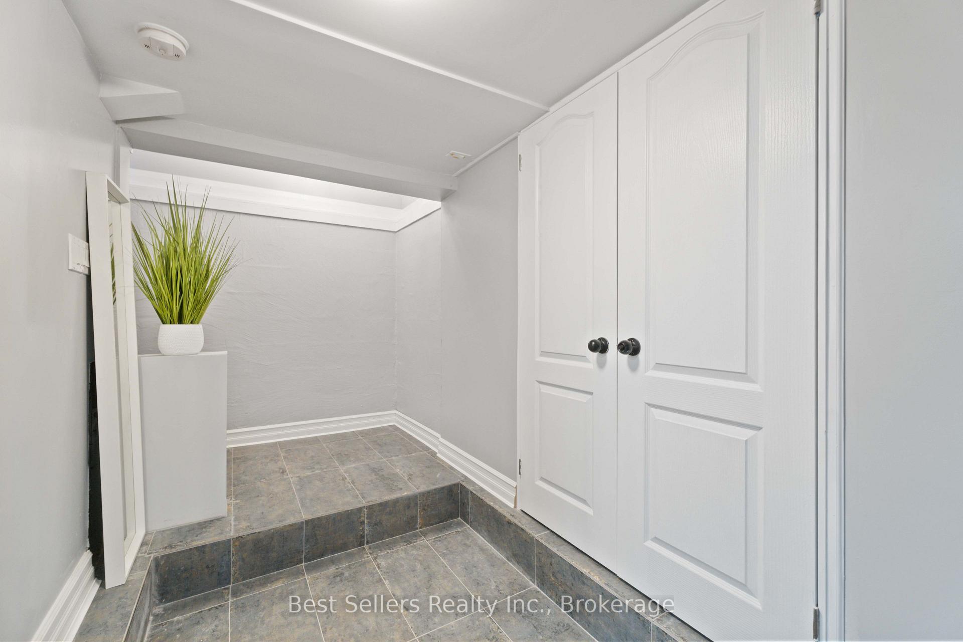 Photo 35 of 599 Beach Boulevard, Hamilton, Hamilton Beach — HOMEH