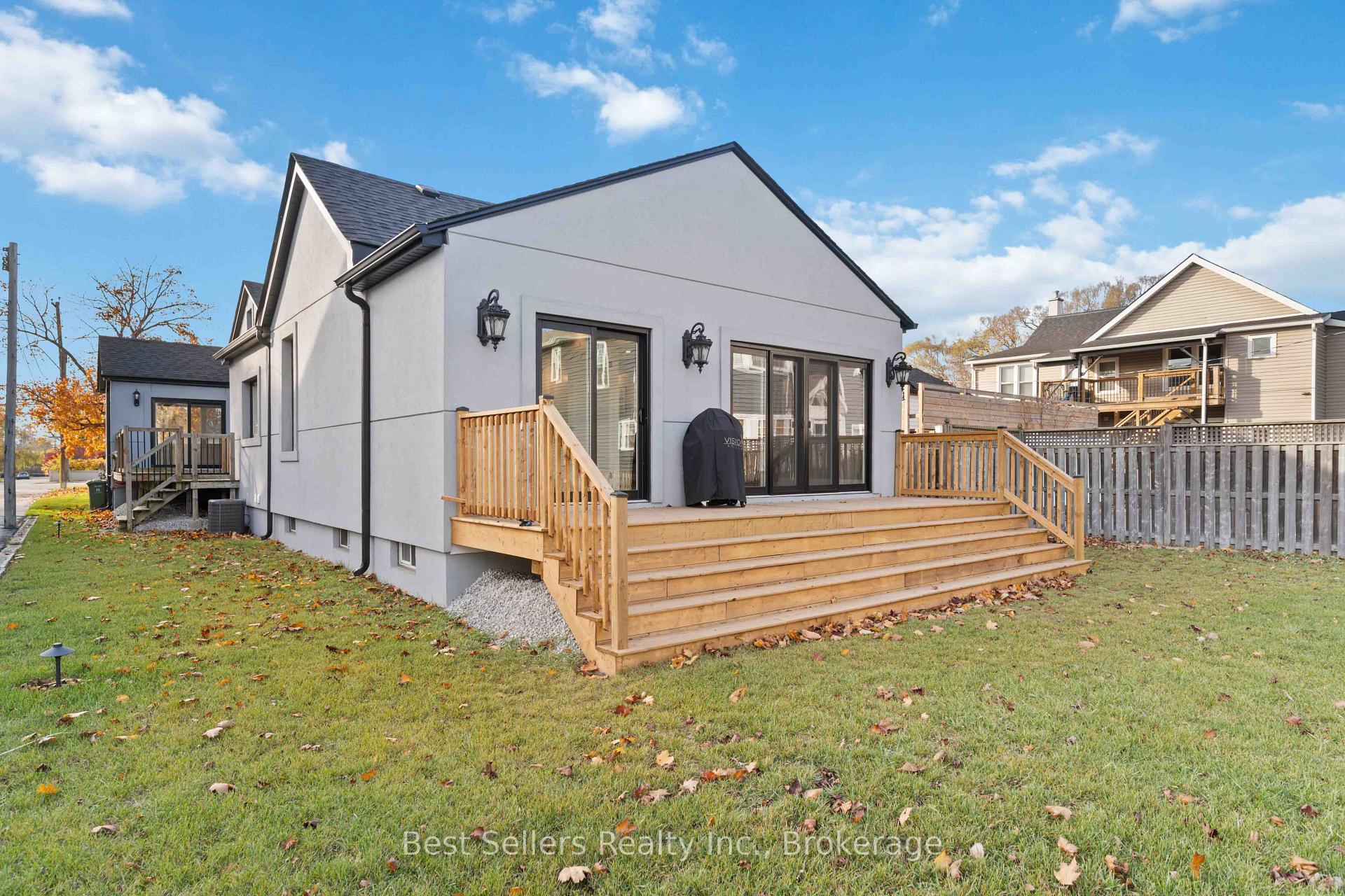 Photo 41 of 599 Beach Boulevard, Hamilton, Hamilton Beach — HOMEH
