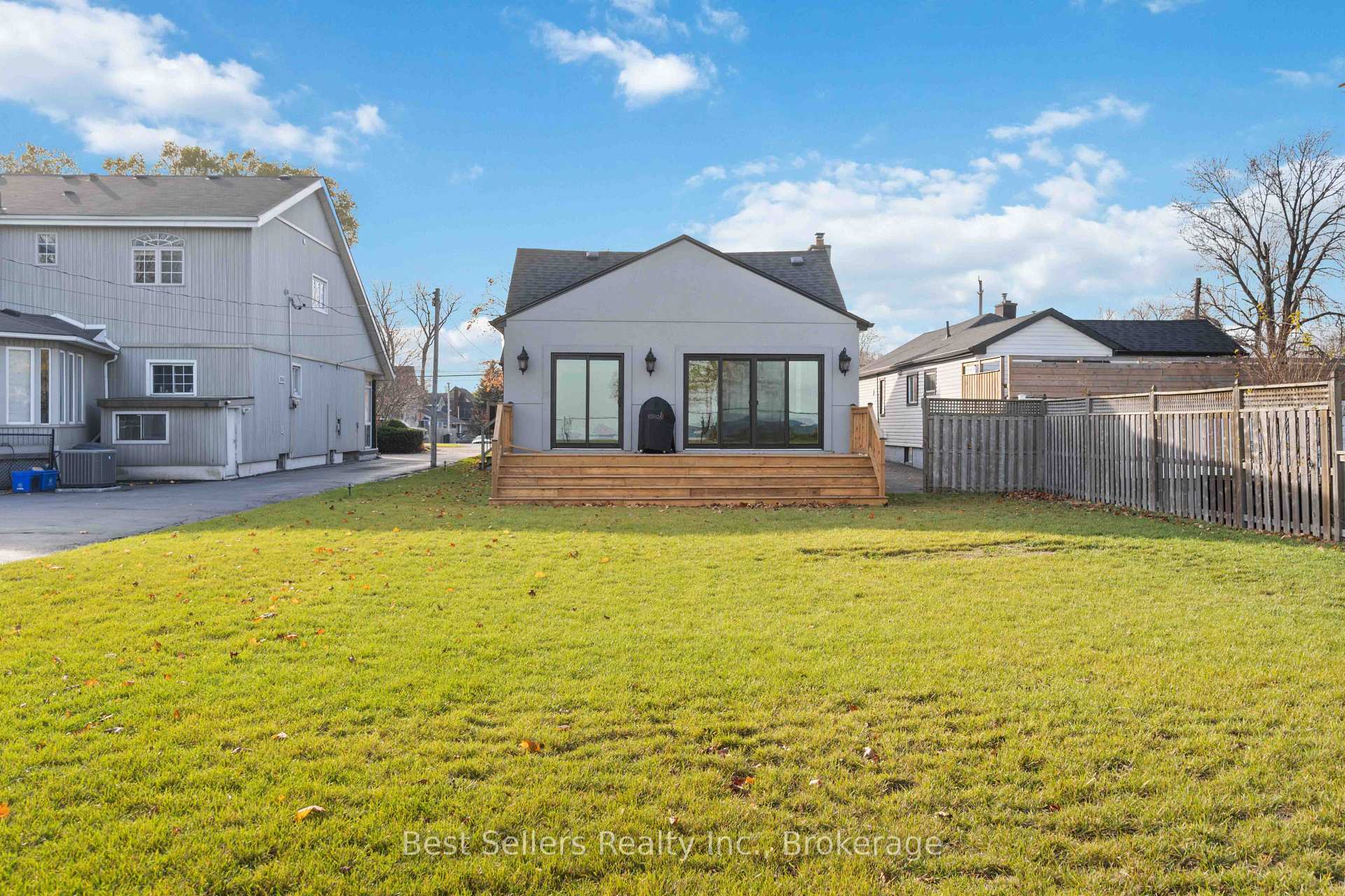 Photo 42 of 599 Beach Boulevard, Hamilton, Hamilton Beach — HOMEH