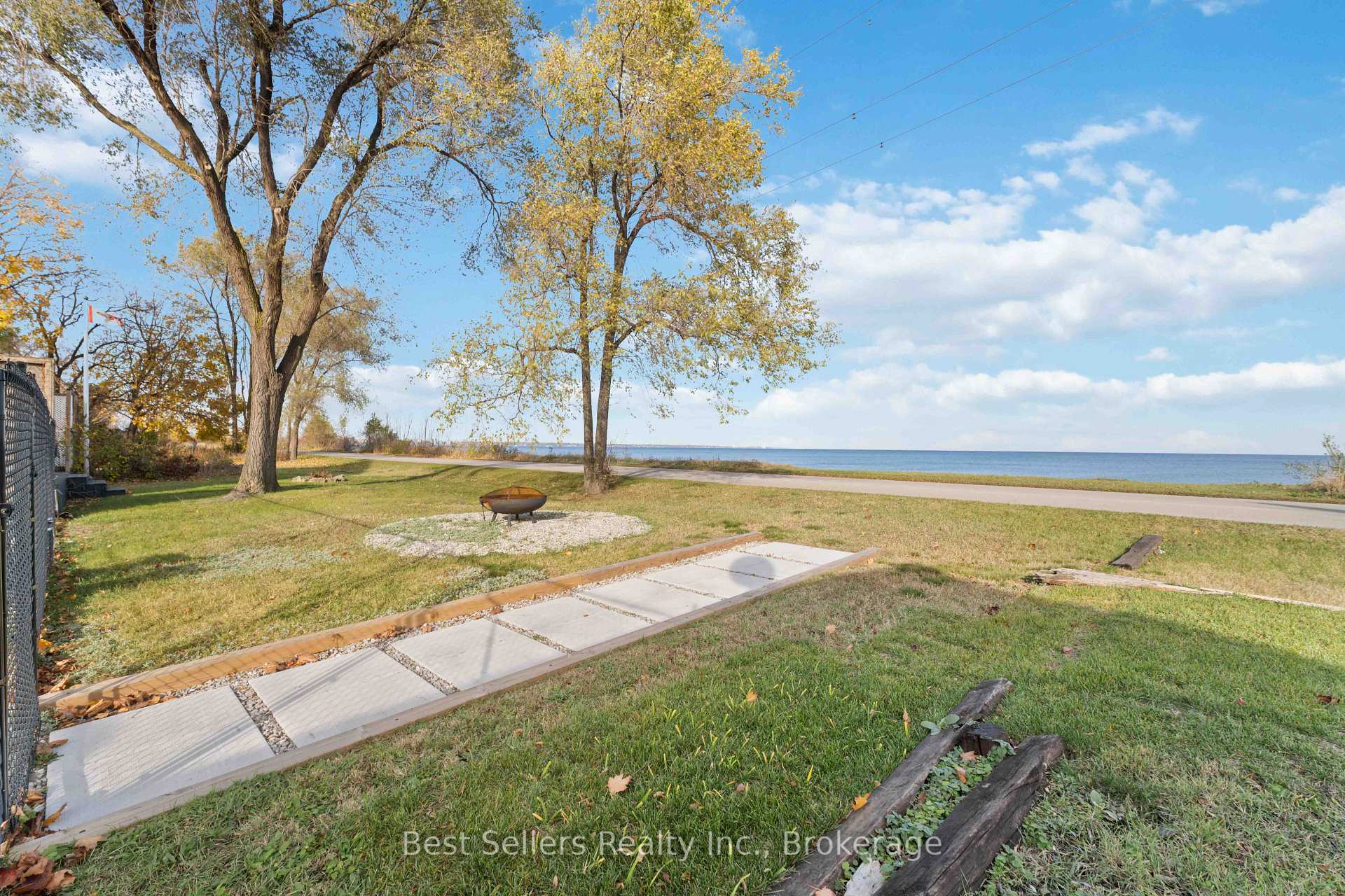 Photo 43 of 599 Beach Boulevard, Hamilton, Hamilton Beach — HOMEH