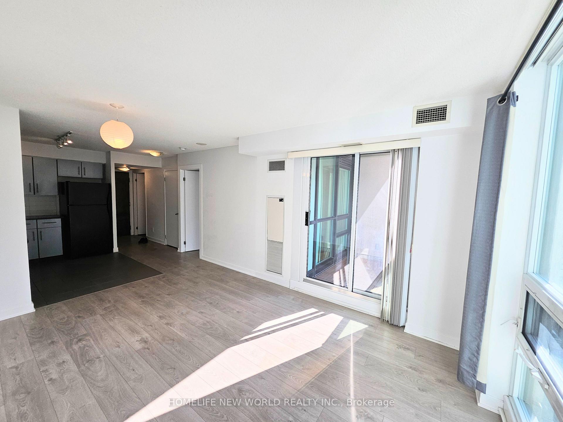 Photo 6 of Unit 1709, 12 Yonge Street, Toronto, Waterfront Communities — HOMEH