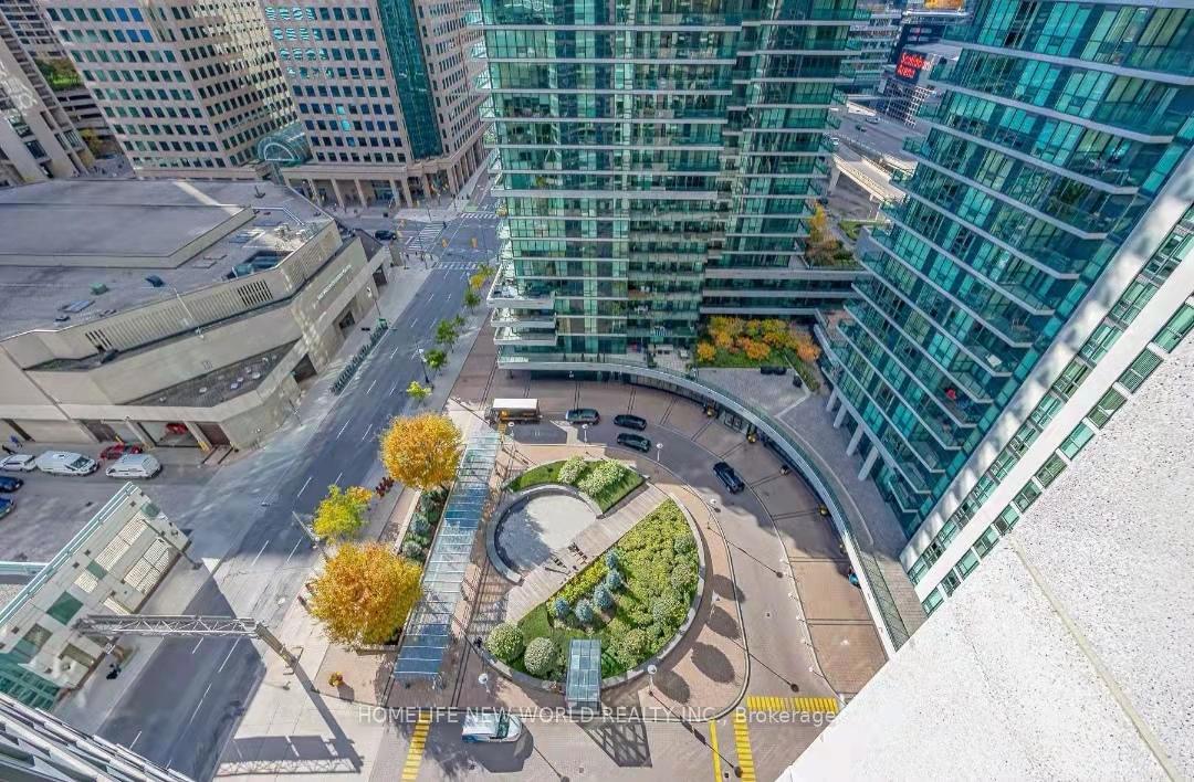 Photo 16 of Unit 1709, 12 Yonge Street, Toronto, Waterfront Communities — HOMEH