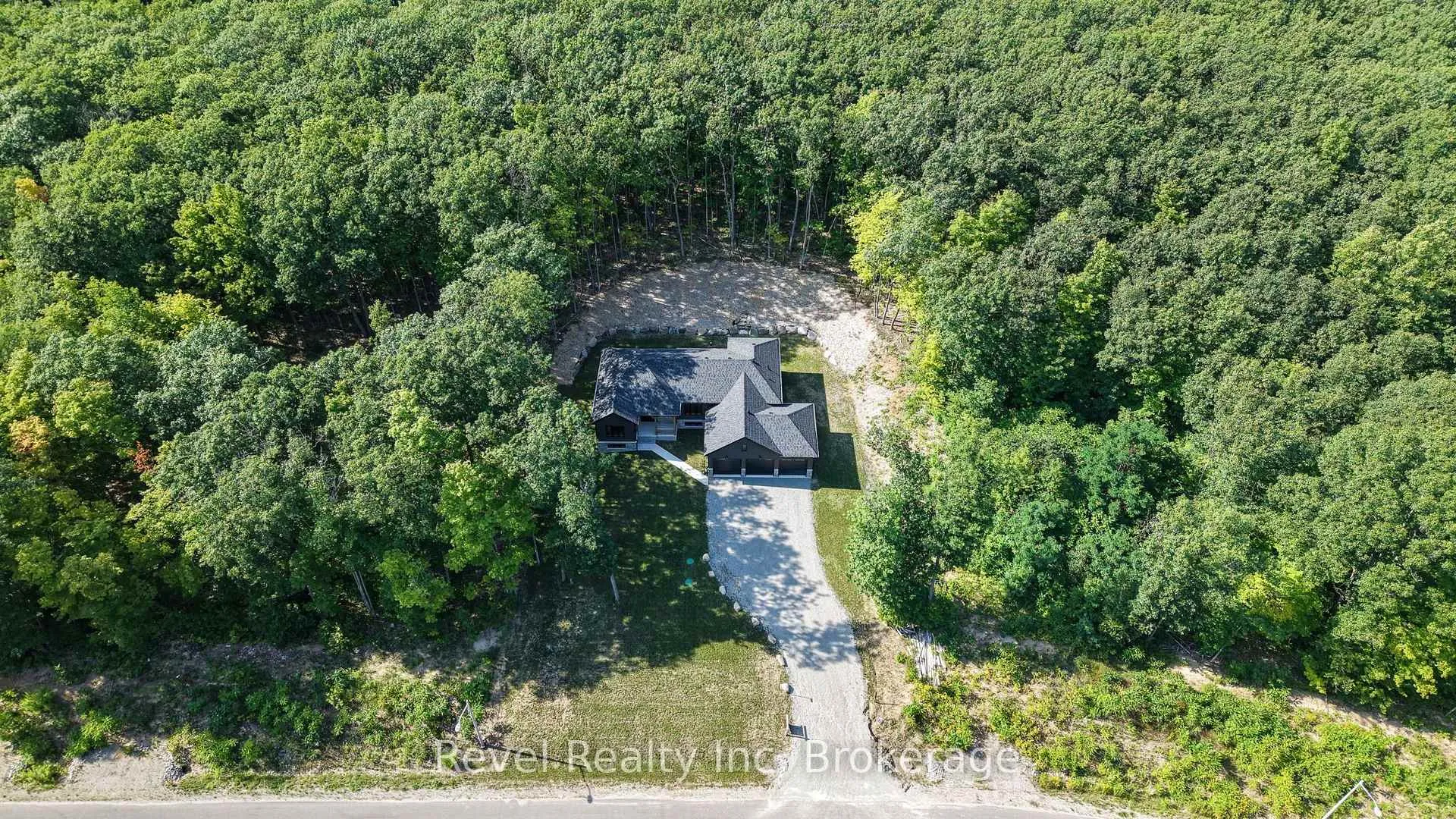 Photo 46 of 46 Voyageur Drive, Tiny, Rural Tiny — HOMEH