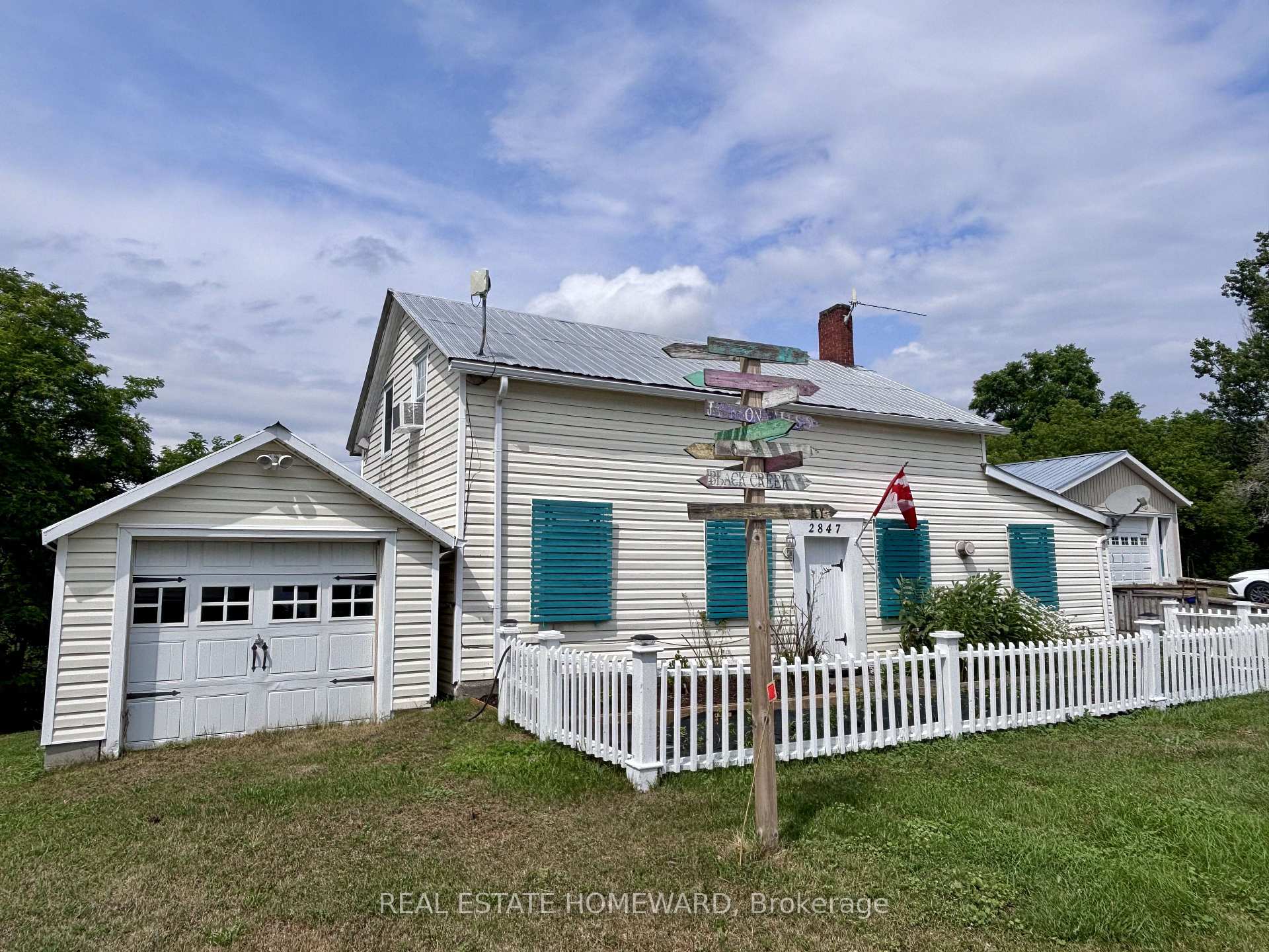 Photo 2 of 2847 County Rd 10, Prince Edward County, South Marysburg Ward — HOMEH