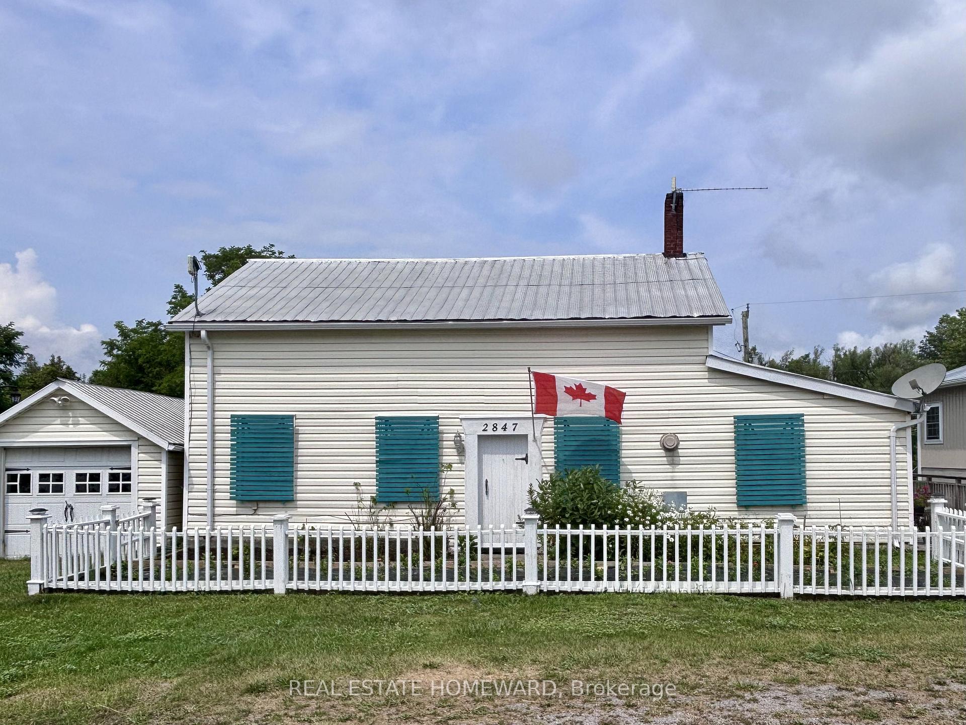Photo 3 of 2847 County Rd 10, Prince Edward County, South Marysburg Ward — HOMEH