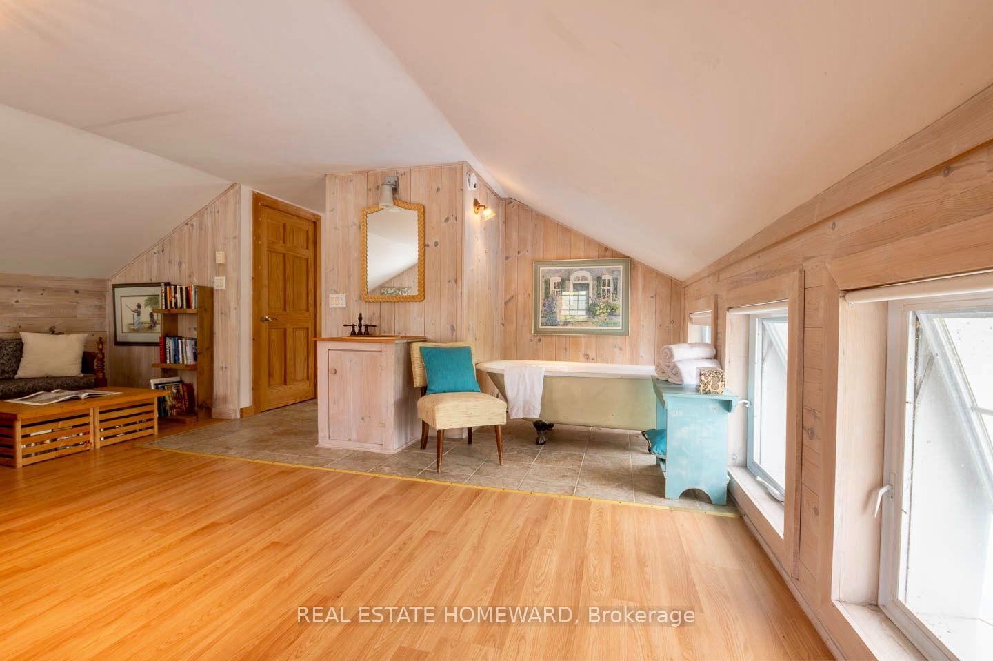 Photo 19 of 2847 County Rd 10, Prince Edward County, South Marysburg Ward — HOMEH