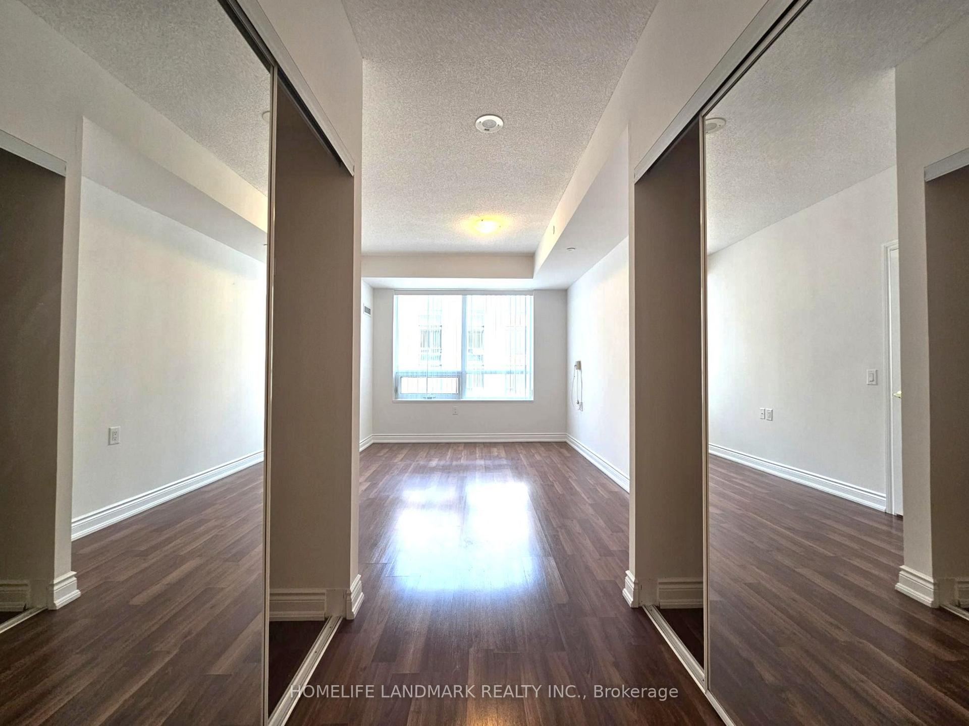 Photo 13 of 1 Sun Yat Sen Avenue, Markham, Milliken Mills East — HOMEH