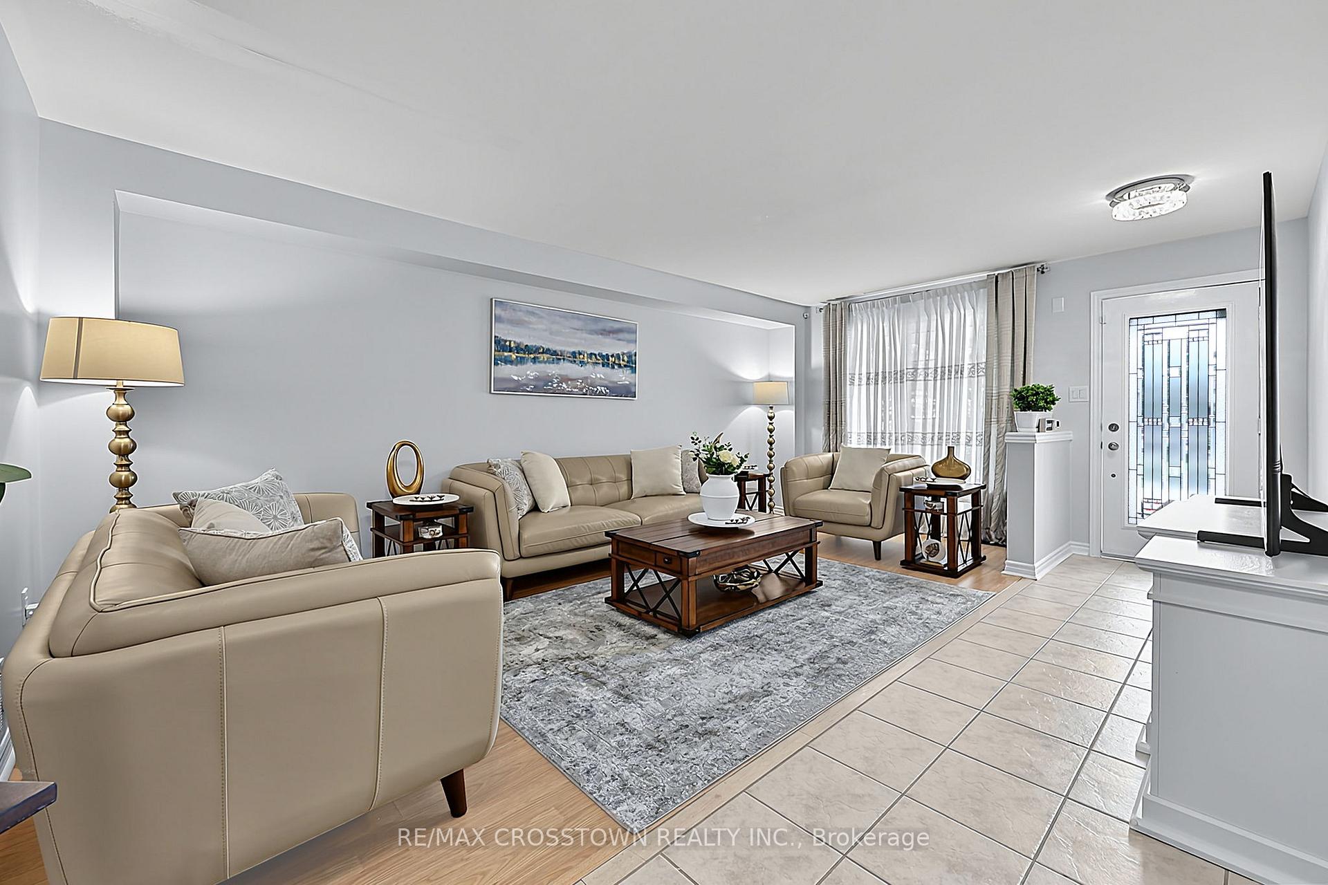 Photo 3 of 41 Russell Hill Drive, Barrie, Painswick South — HOMEH